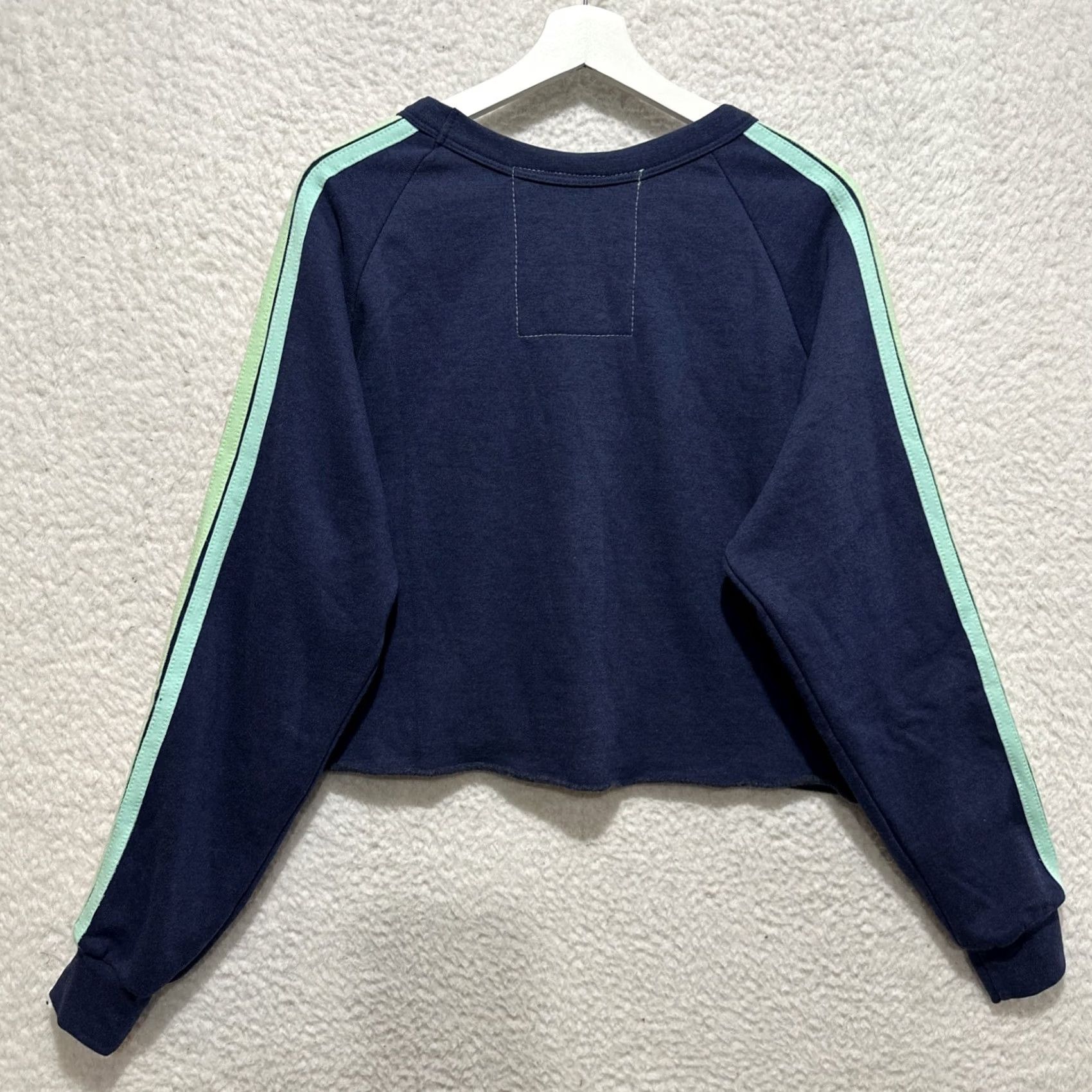 Aviator Nation Aviator Nation Sweatshirt XL Blue Heathered Navy Neon Striped Cropped Cutoff Sweatshirt Women XL Blue Heathered Navy Neon Striped Cropped Cutoff Size XL / US 12-14 / IT 48-50 - 2 Thumbnail