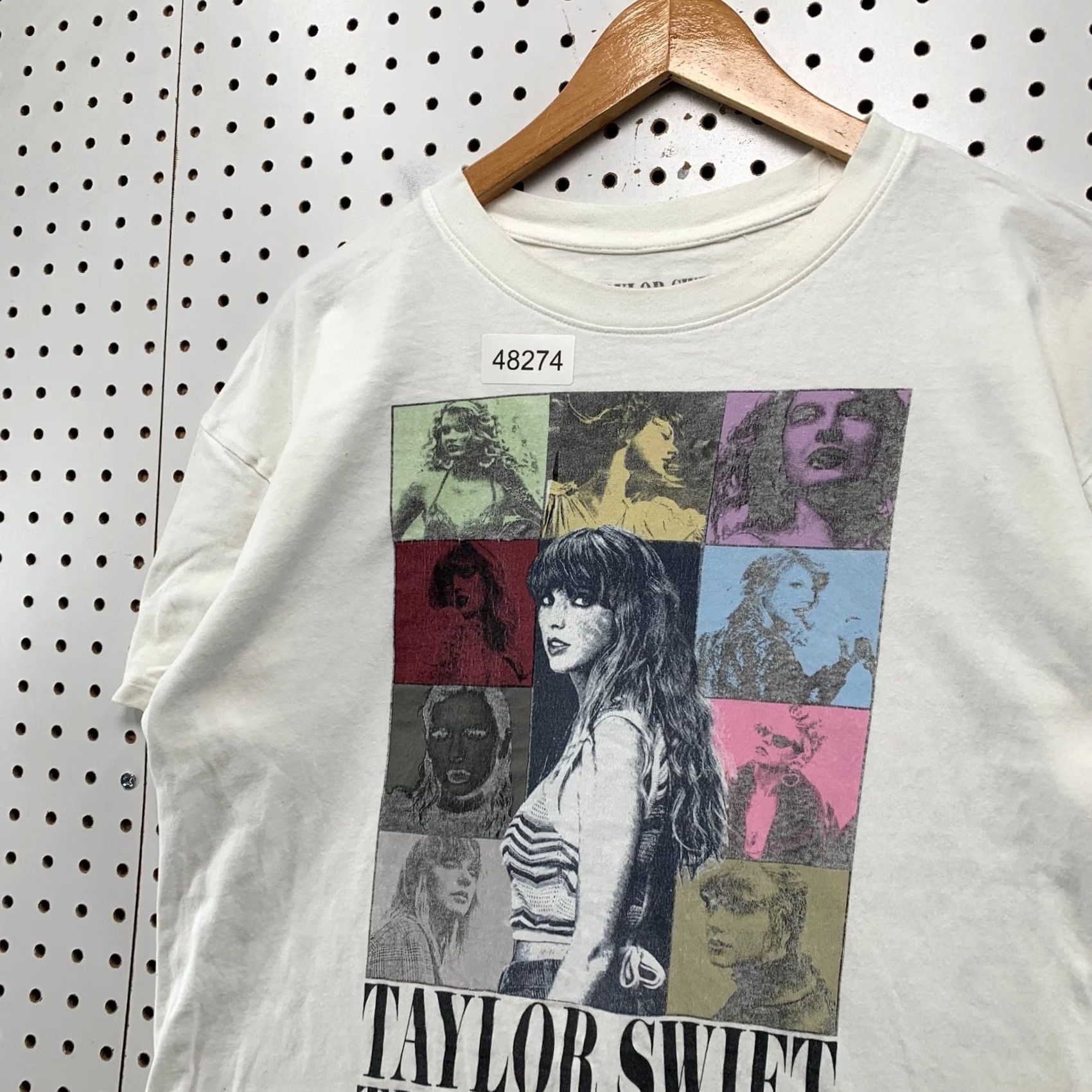 Vintage Taylor Swift T Shirt Mens Medium White The Eras Tour Music Concert Size US M / EU 48-50 / 2 - 6 Thumbnail