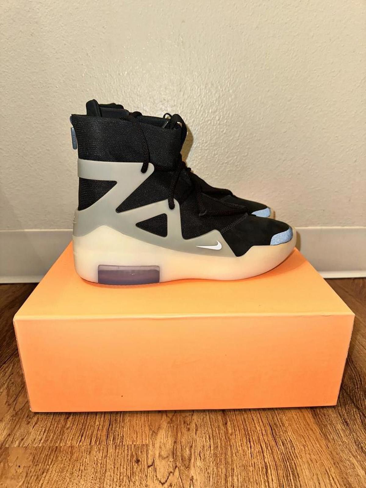 Nike Air Fear of God 1 String Off-Noir Friends & Family Size US 14 / EU 47 - 1 Thumbnail