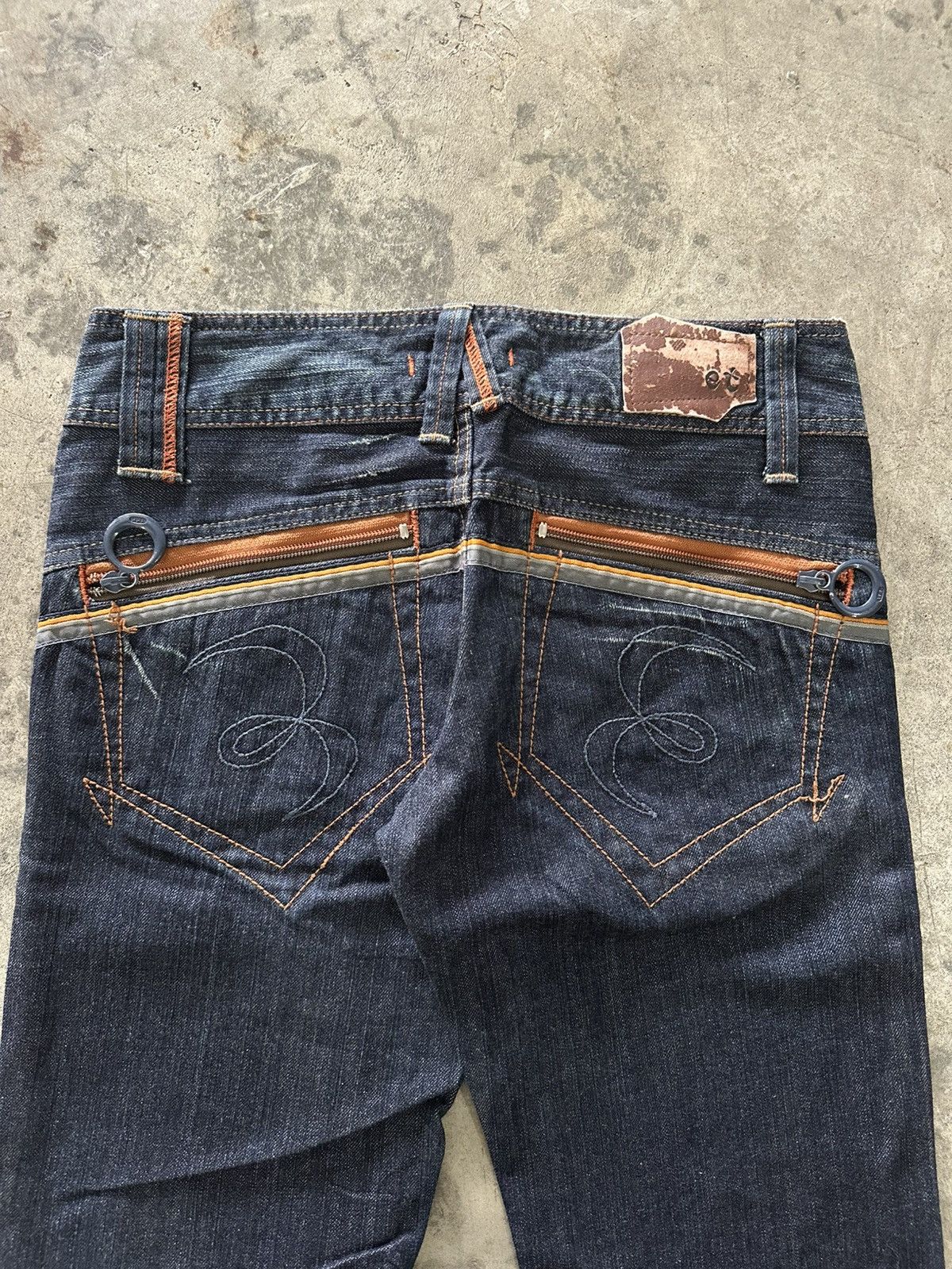 Le Grande Bleu (L.G.B.) ET Boite Flare Jeans Size 29" - 10 Thumbnail