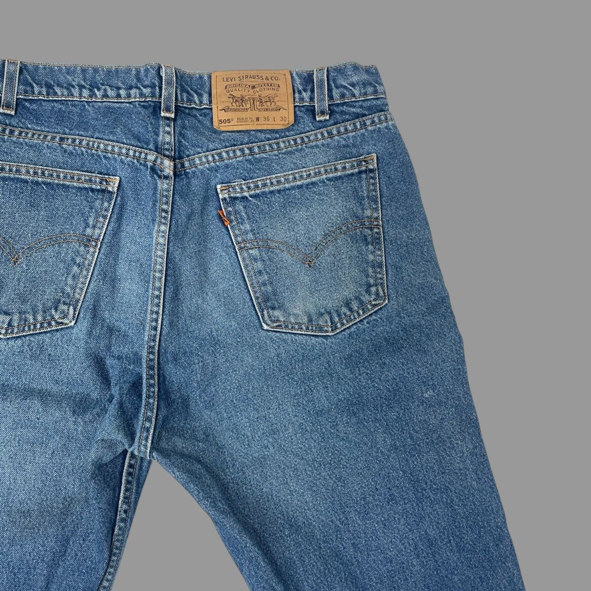 Levi's × Vintage Vintage 1980s Levi’s 505 denim jeans Size US 34 / EU 50 - 3 Thumbnail