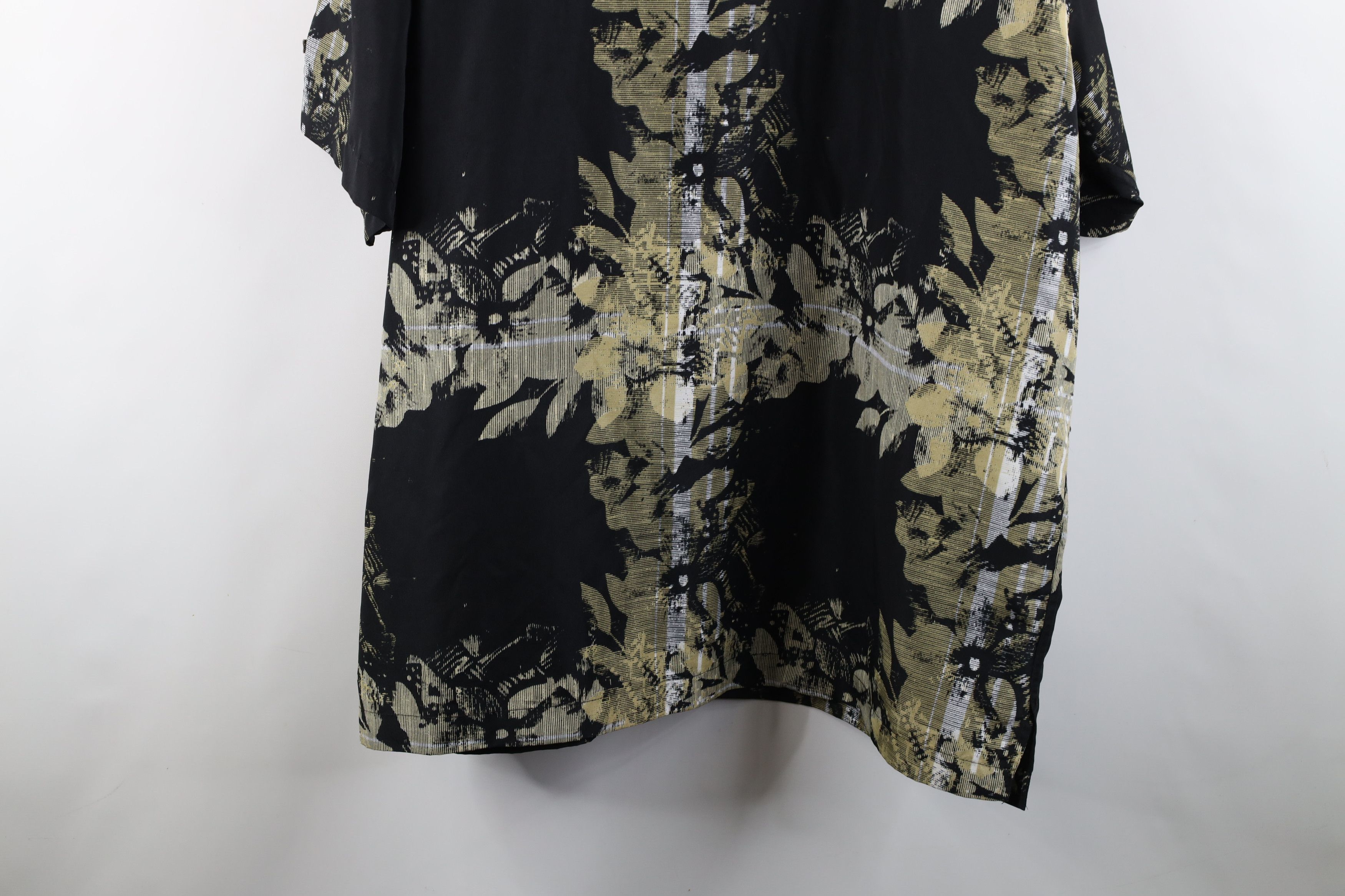 Fubu × Vintage Vintage 90s Y2K FUBU Baggy Flower Hawaiian Button Shirt Size US XXL / EU 58 / 5 - 15 Thumbnail