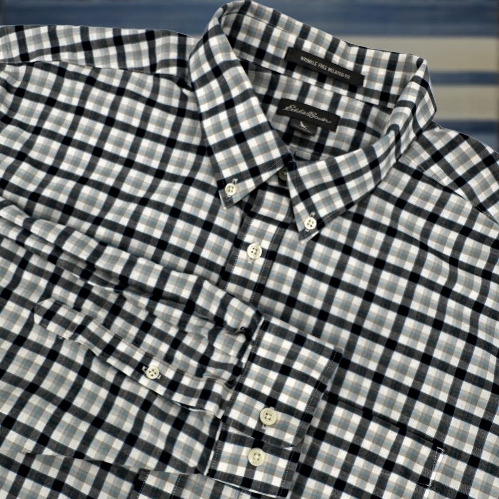 Eddie Bauer Eddie Bauer Mens 2XL Plaid Button-Down Shirt Wrinkle Free Relaxed Fit Navy Grey Size US XXL / EU 58 / 5 - 1 Thumbnail