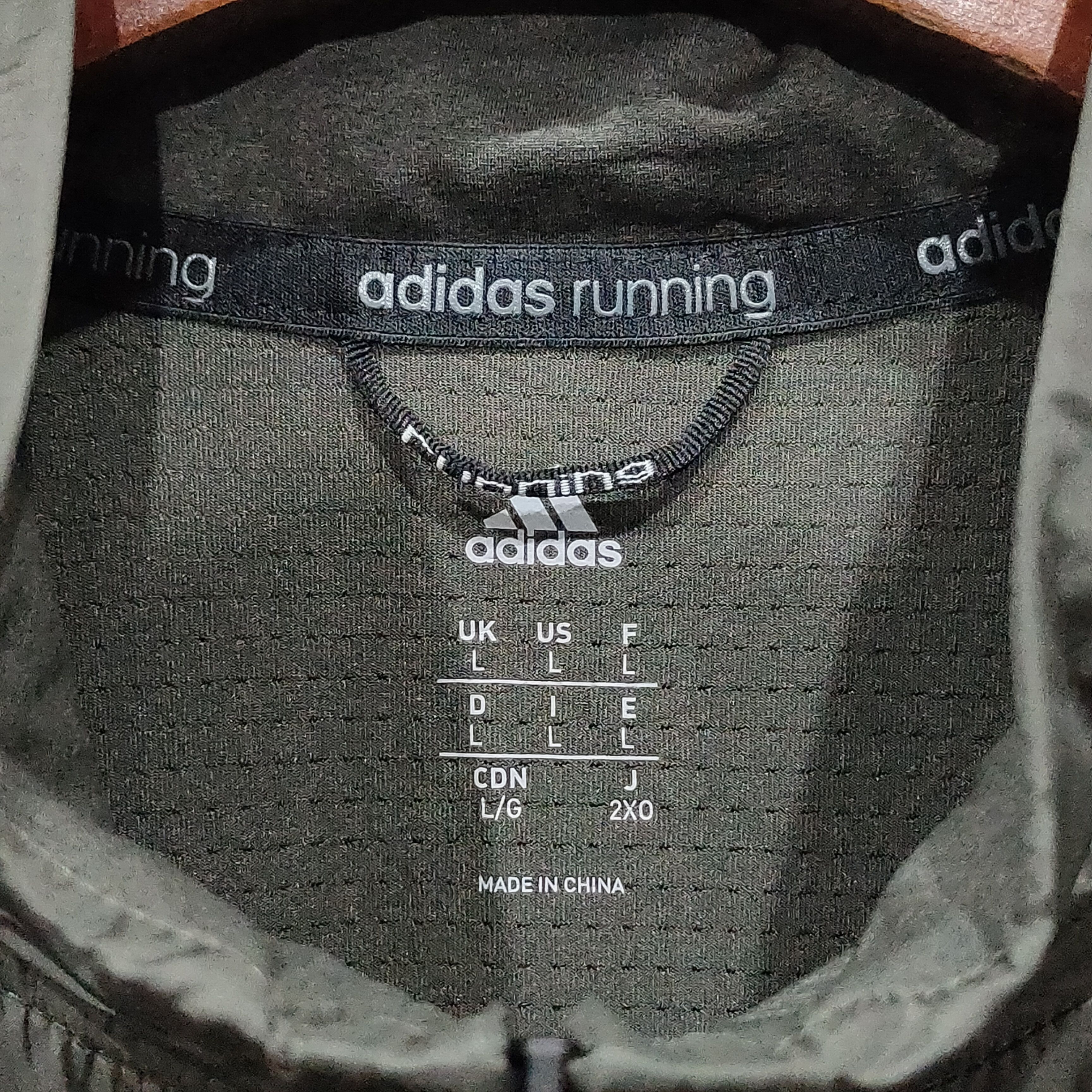 Adidas 🔥ADIDAS RUNNING Vest Size US L / EU 52-54 / 3 - 4 Thumbnail