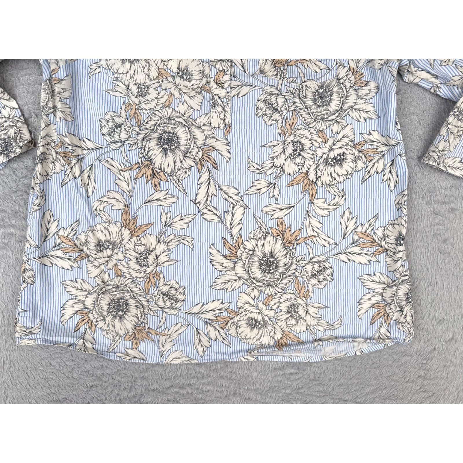 Tommy Hilfiger Tommy Hilfiger Shirt Women L Blue Beige Floral Stripe 3/4 Bell Sleeve Cotton Knit Logo Button Casual All Seasons Size L / US 10 / IT 46 - 5 Thumbnail
