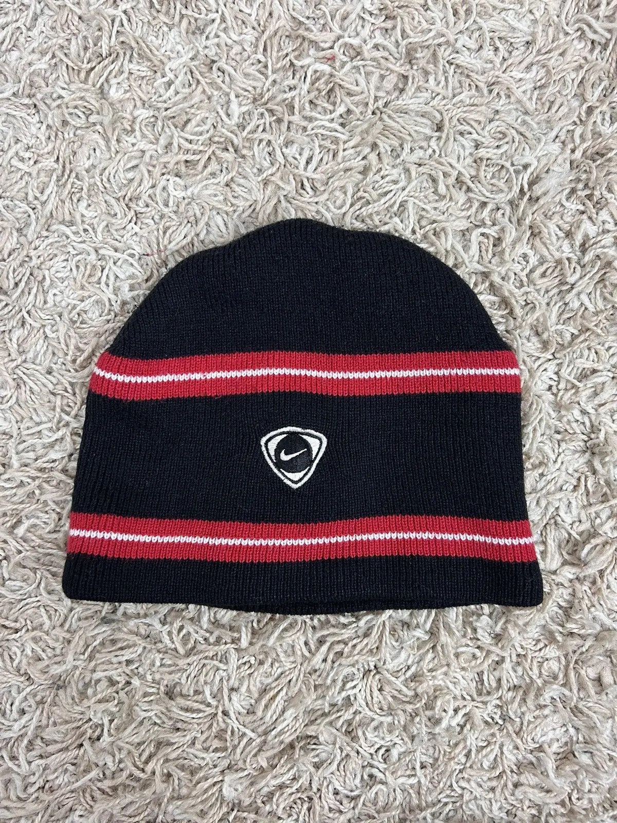 Nike 00s Vintage Nike x Manchester United Striped Beanie Hat Size ONE SIZE - 6 Thumbnail