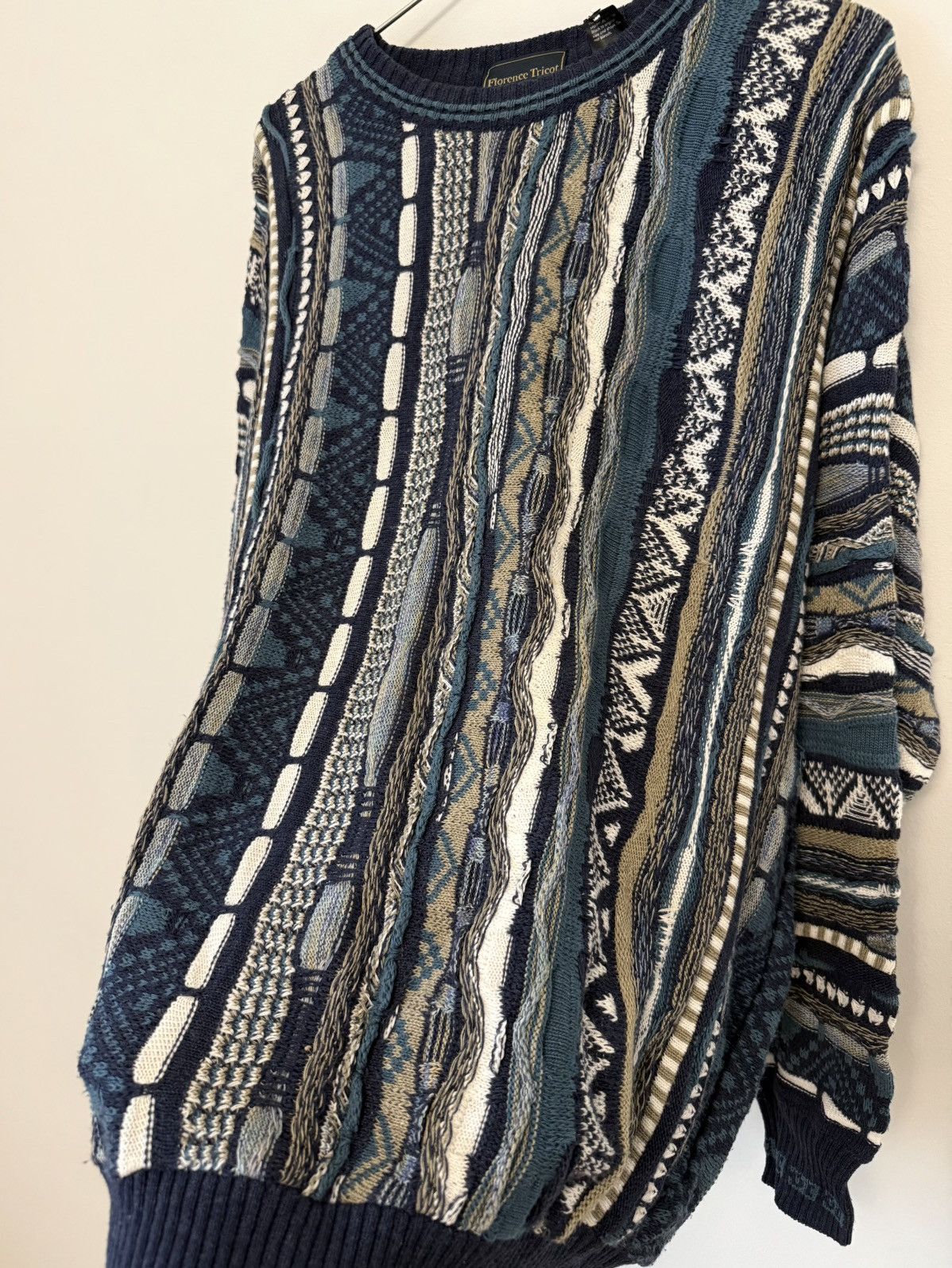 Vintage Vtg 1990s Florence Tricot Coogi Style 3D Knit Sweater Blue Size US XL / EU 56 / 4 - 3 Thumbnail