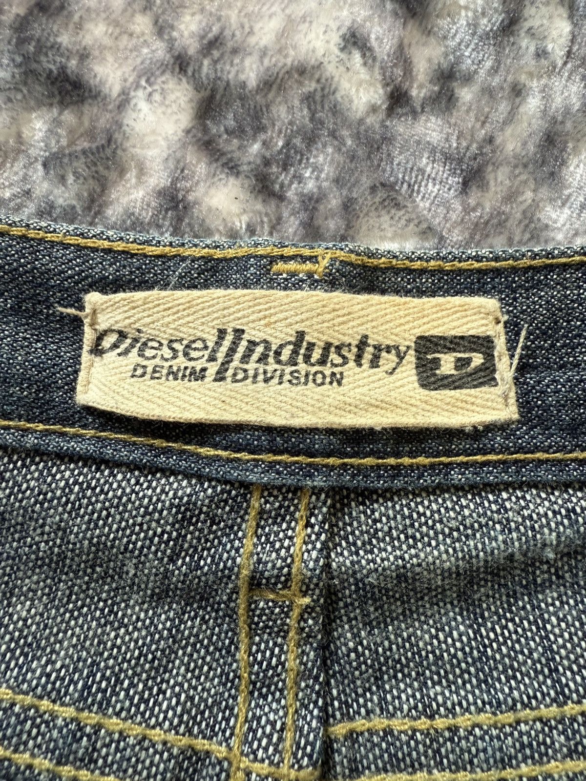 Diesel Vintage Diesel Boro Weave Distressed Flared Jeans Size US 29 - 22 Thumbnail