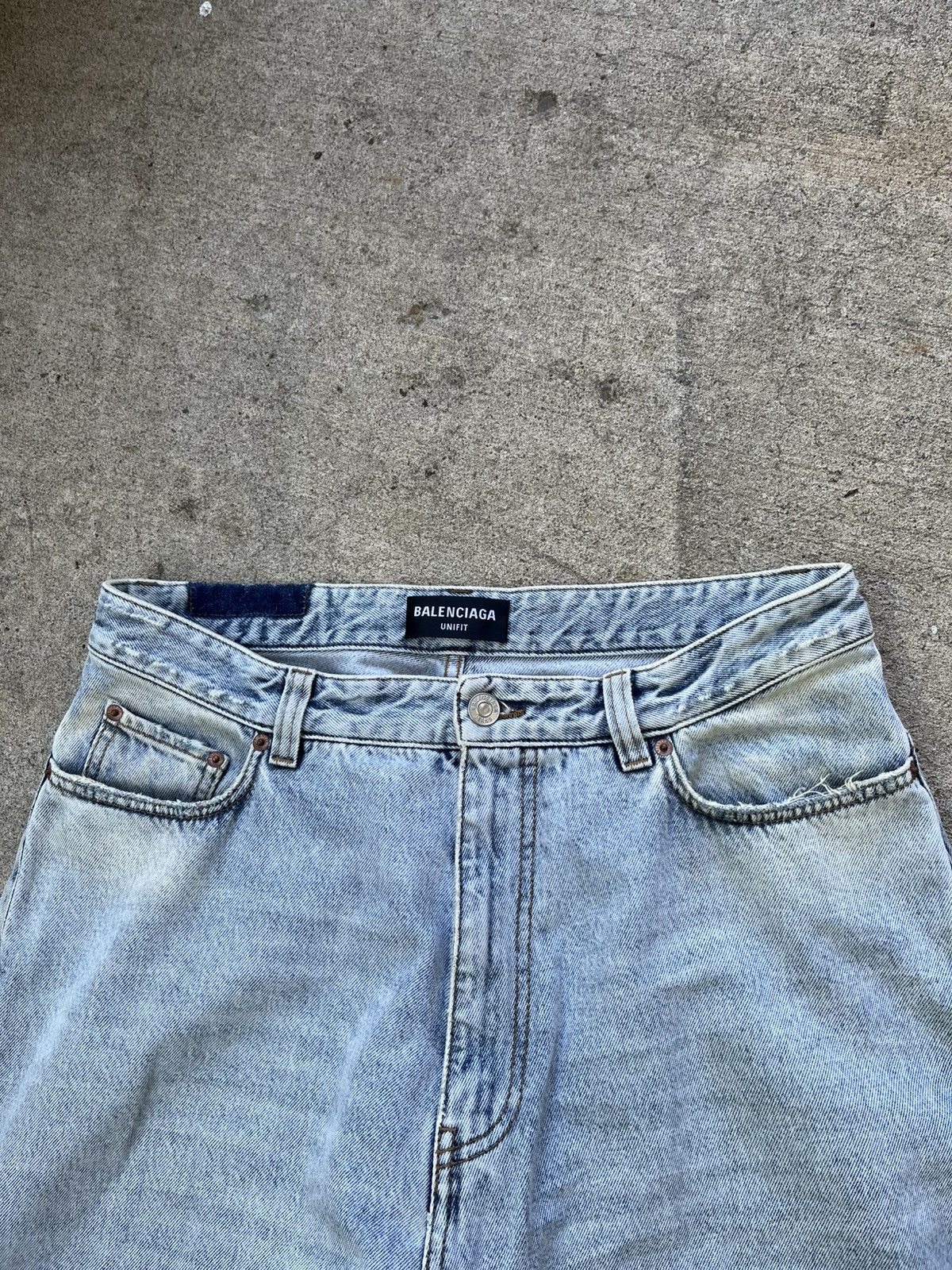Balenciaga Balenciaga 2022 Baggy Jeans Size US 34 / EU 50 - 3 Thumbnail