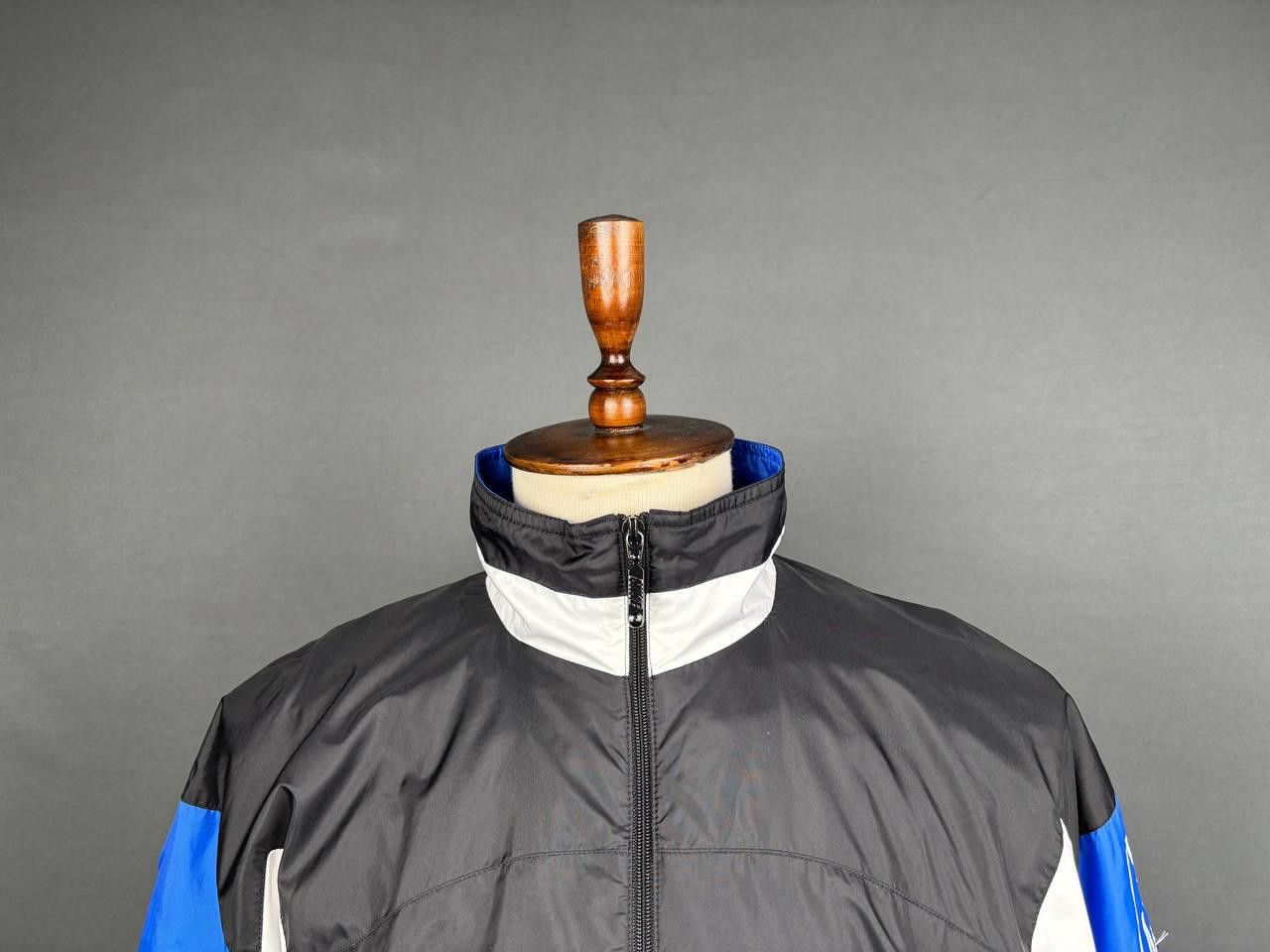 Nike Nike Windbreaker Jacket Size M Black Blue Vintage Size US M / EU 48-50 / 2 - 2 Thumbnail