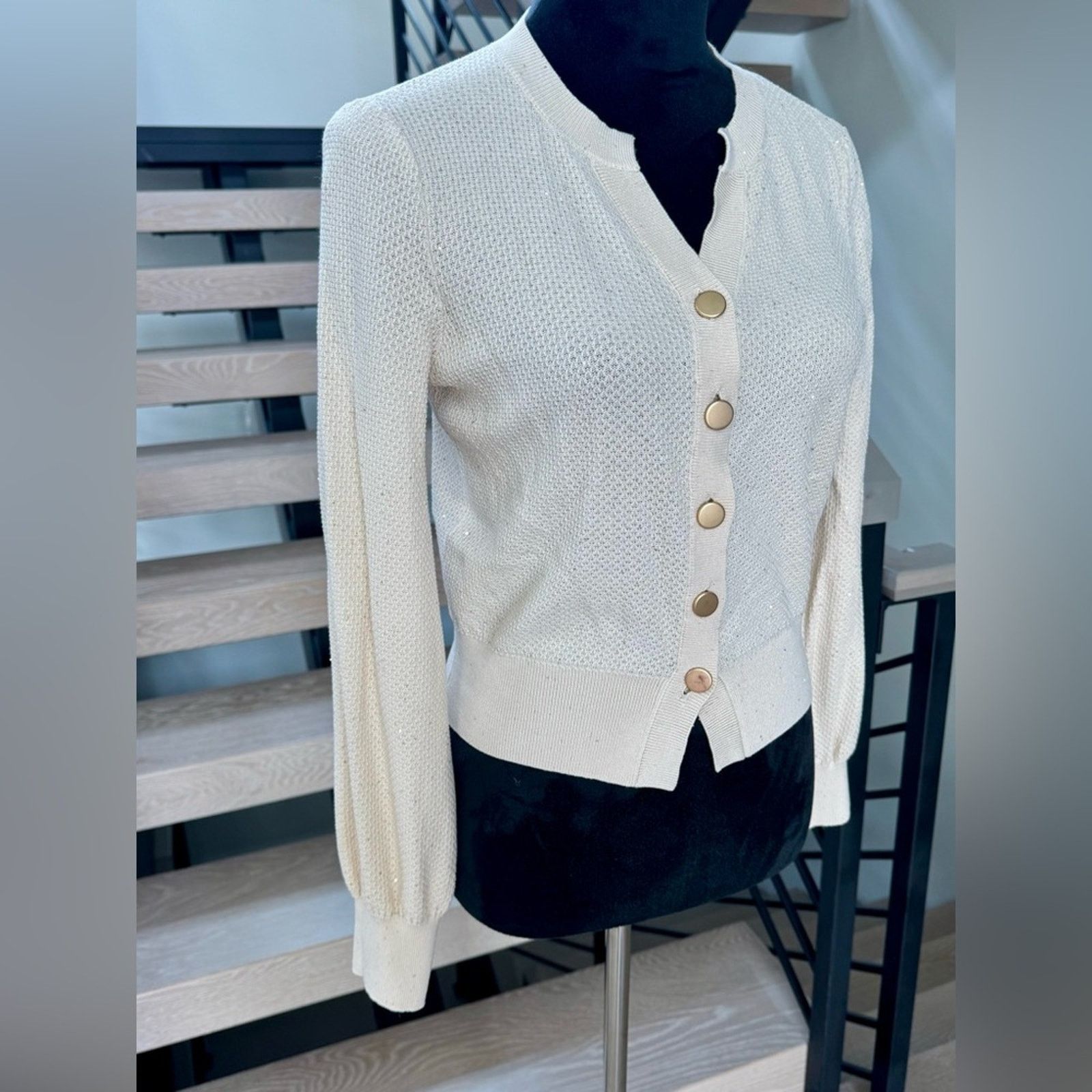 Other New Cream Button-Up Women's Cardigan size XS Size XS / US 0-2 / IT 36-38 - 2 Thumbnail