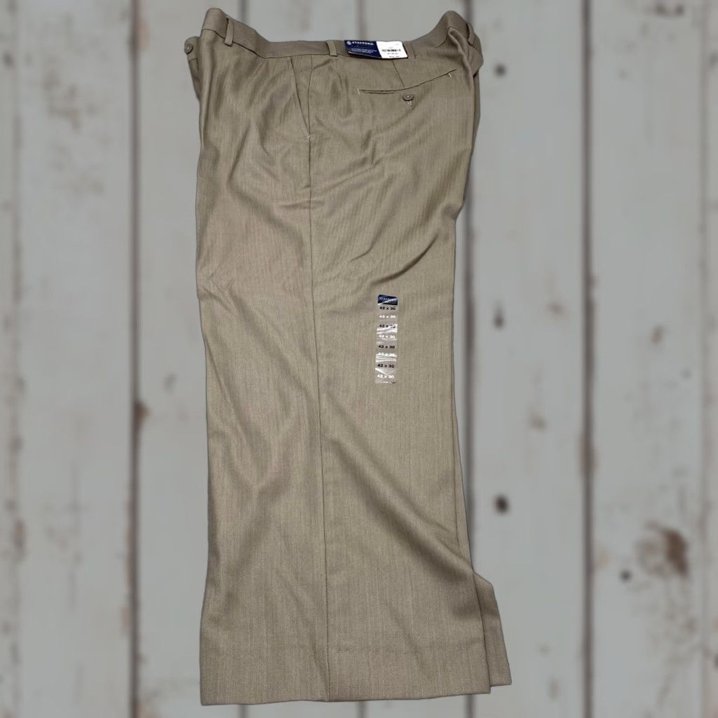 Stafford Stafford Signature Sportswear Pants Men 42x25 Taupe Flat Front Dress Pants Slim Straight NWT Stafford Size US 42 / EU 58 - 1 Thumbnail