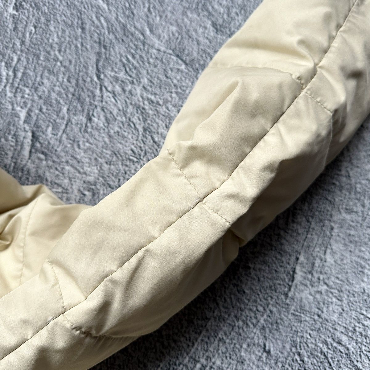 Moncler Women’s Moncler Long Down Quilted Coat with Detachable Hood Size M / US 6-8 / IT 42-44 - 19 Thumbnail
