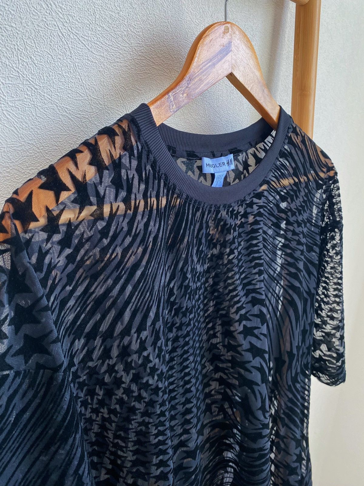 Mugler Mugler x H&M Swirling Star Mesh T-Shirt Size US XXL / EU 58 / 5 - 15 Thumbnail
