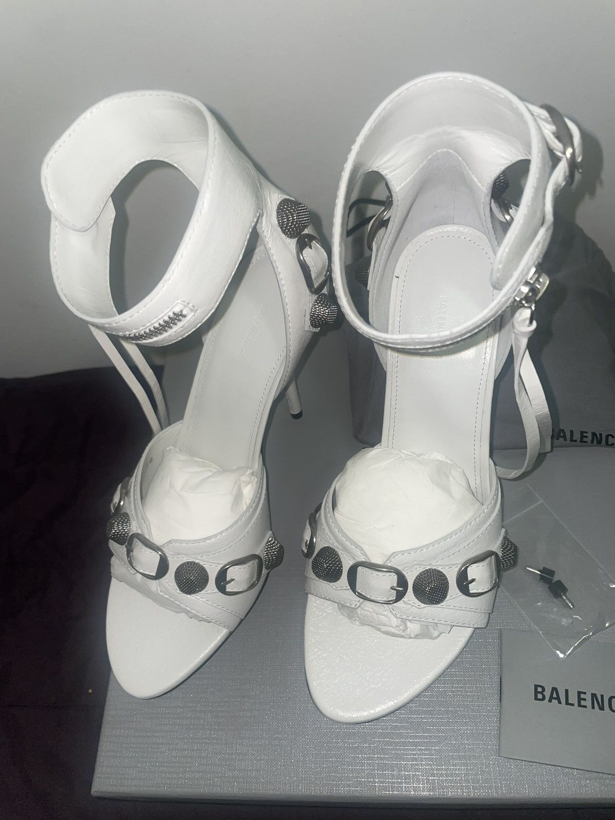 Balenciaga BALENCIAGA Women's Cagole 110mm Sandal in Optic White Size US 8 / IT 38 - 4 Thumbnail
