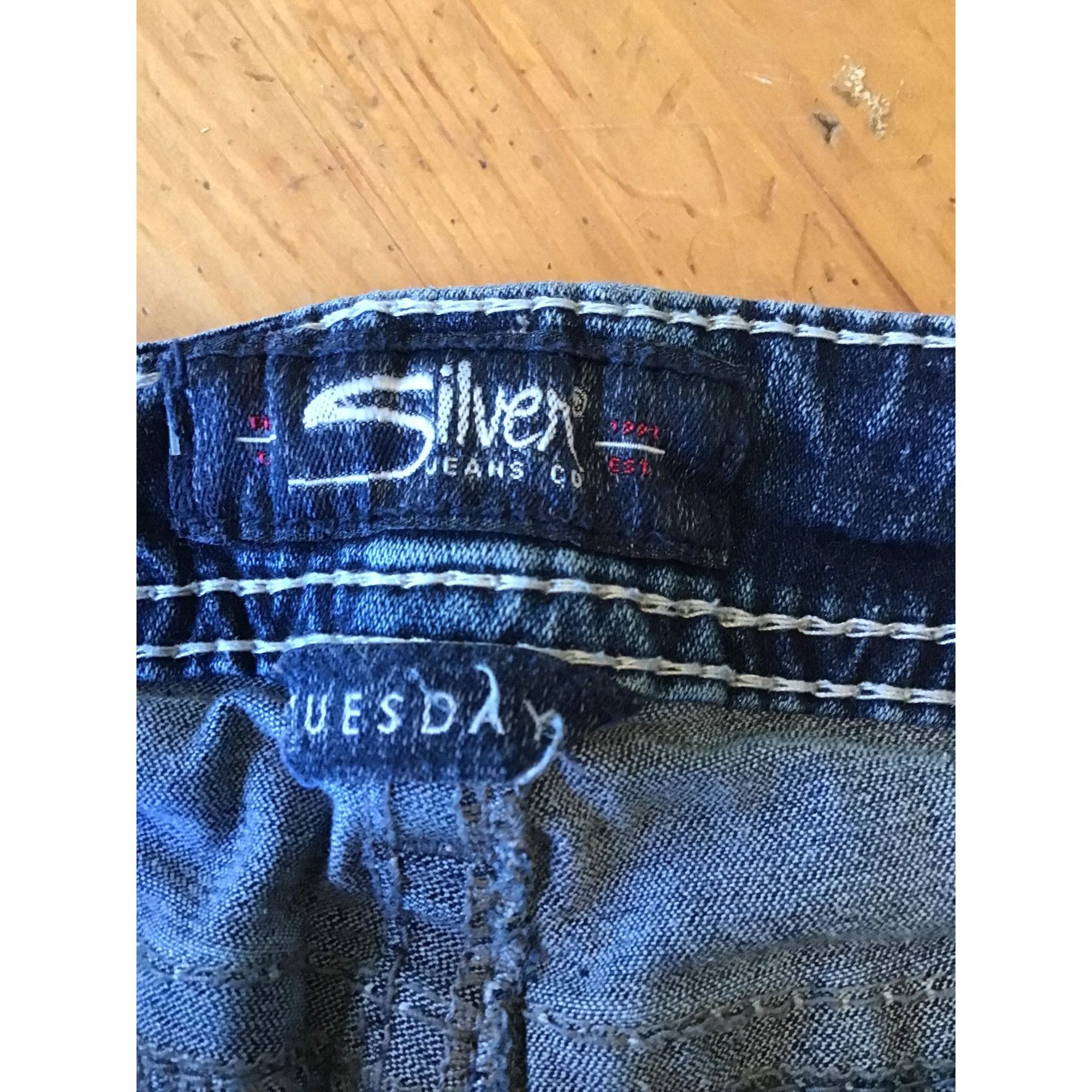 Silver Jeans Co. Fluid by Silver Jean Co. Denim Distressed Blue Jean Shorts Size 33" - 8 Thumbnail