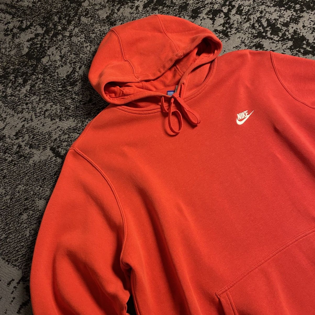 Nike Red Small Logo Hoodie 🔥