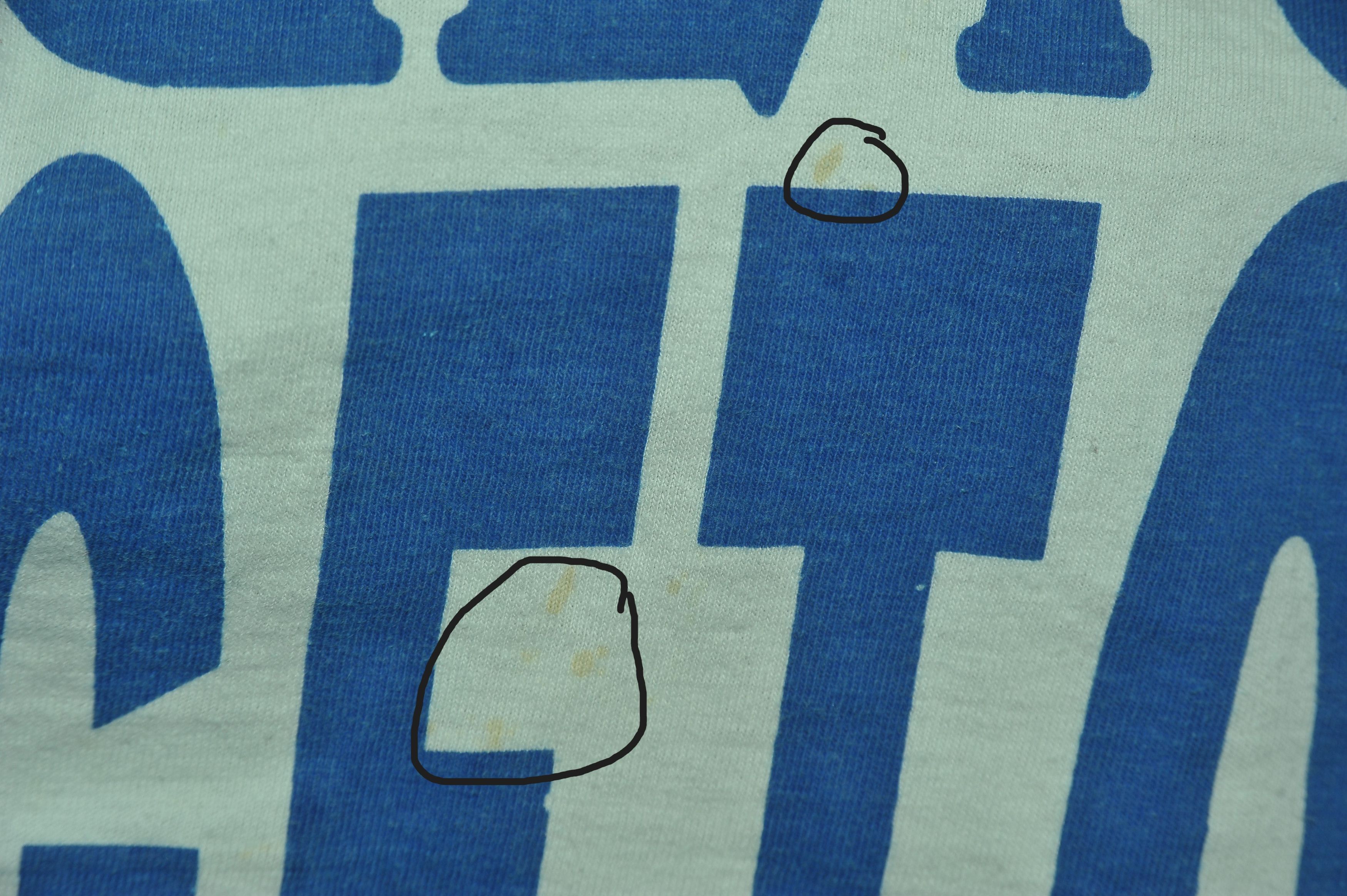 Vintage Vintage 90s George Town Hoyas All Over Print T-shirt Size US M / EU 48-50 / 2 - 3 Thumbnail