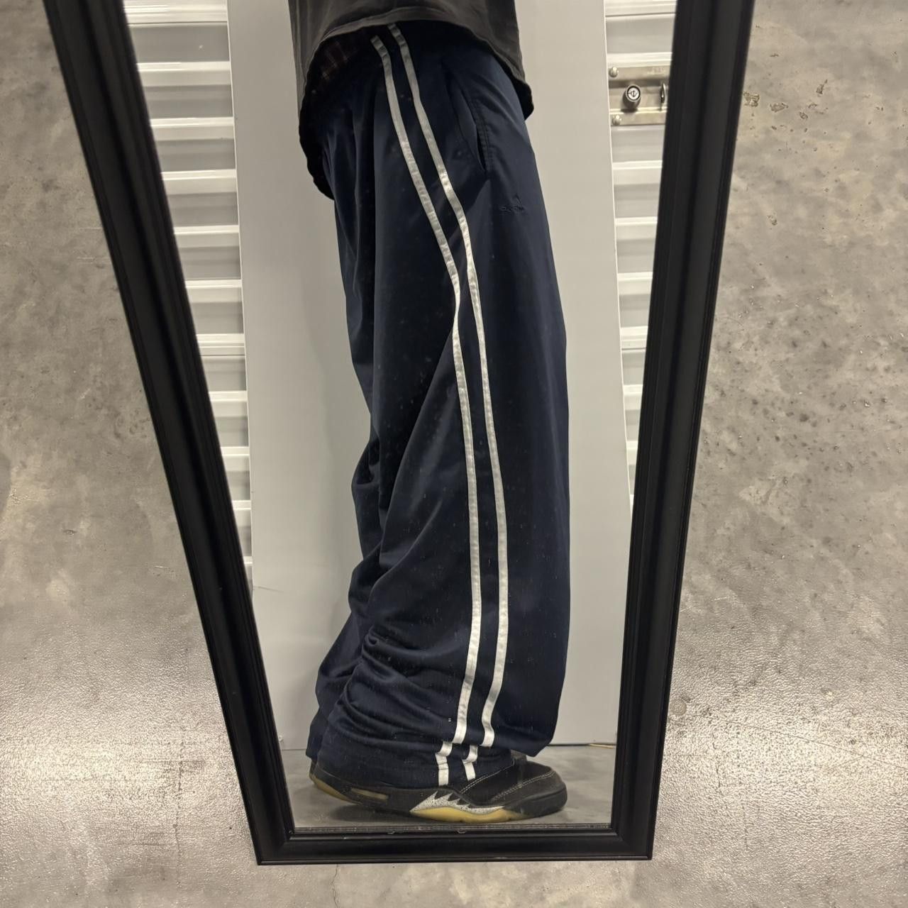 Japanese Brand × Vintage Crazy Vintage Y2K/2000s Baggy Navy Blue Striped Skater Track Pants! Size US 36 / EU 52 - 1 Thumbnail