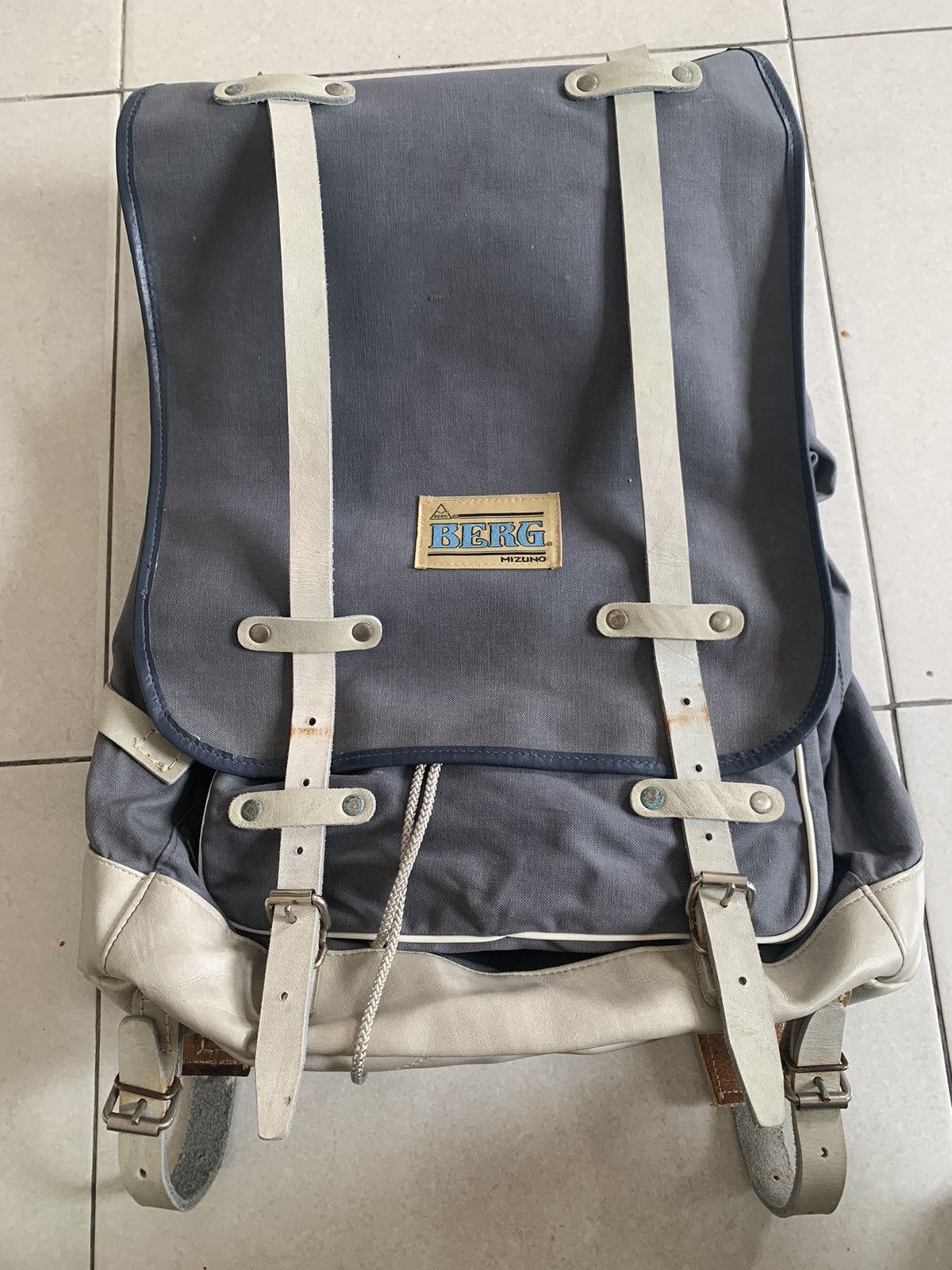 Other Vintage Berg Mizuno Backpack Army Canvas Size ONE SIZE - 1 Thumbnail