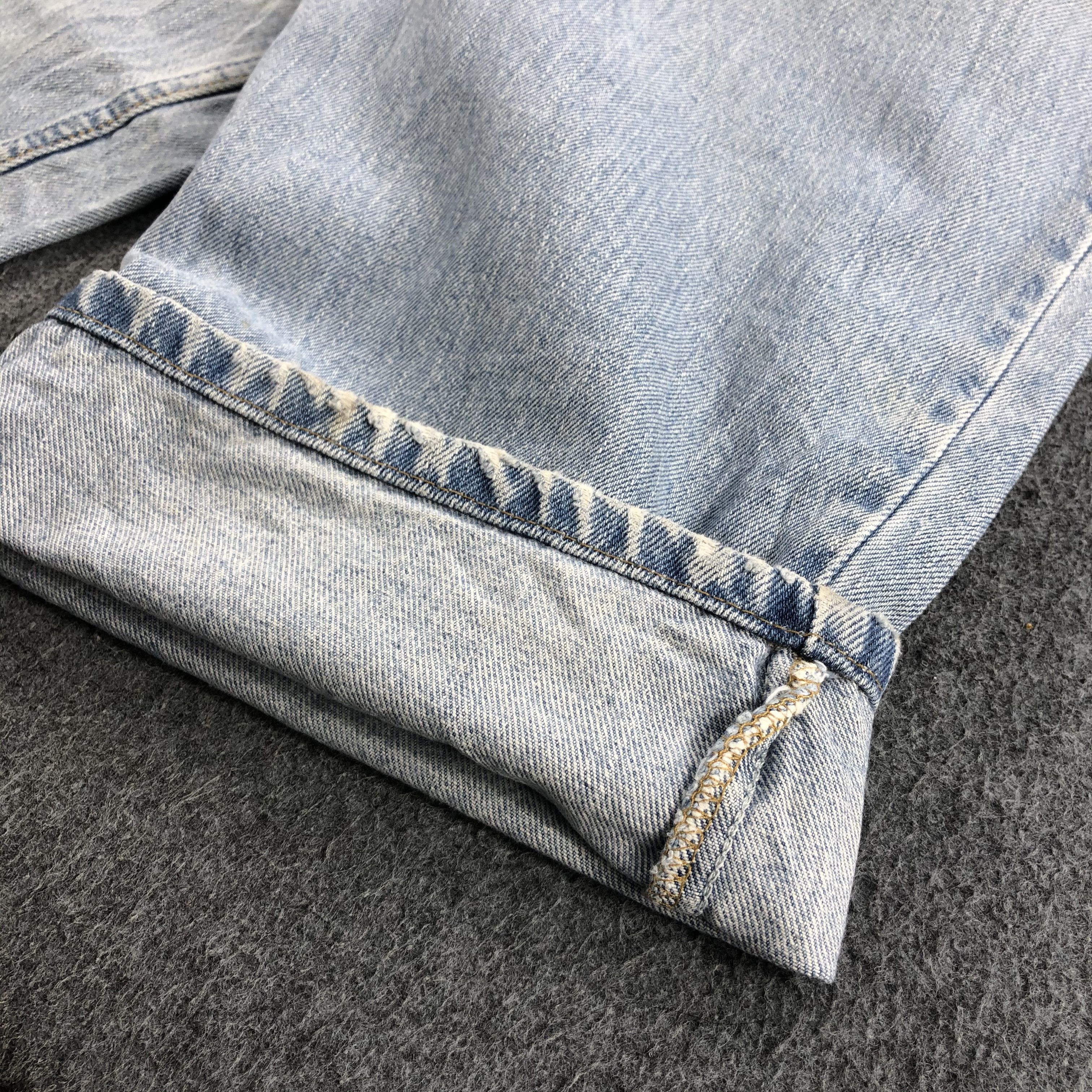 Levi's × Vintage Vintage Light Wash Levis 560 Jeans-JM724 Size US 43 - 7 Thumbnail