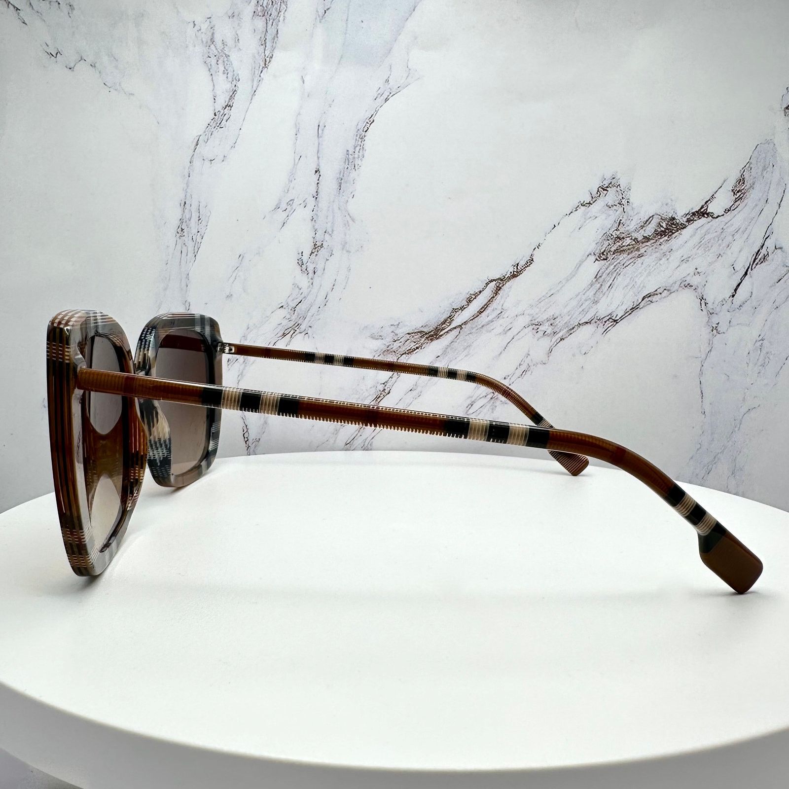 Burberry New Burberry Sunglasses Brown Check Frames Gradient Lens Size ONE SIZE - 16 Thumbnail