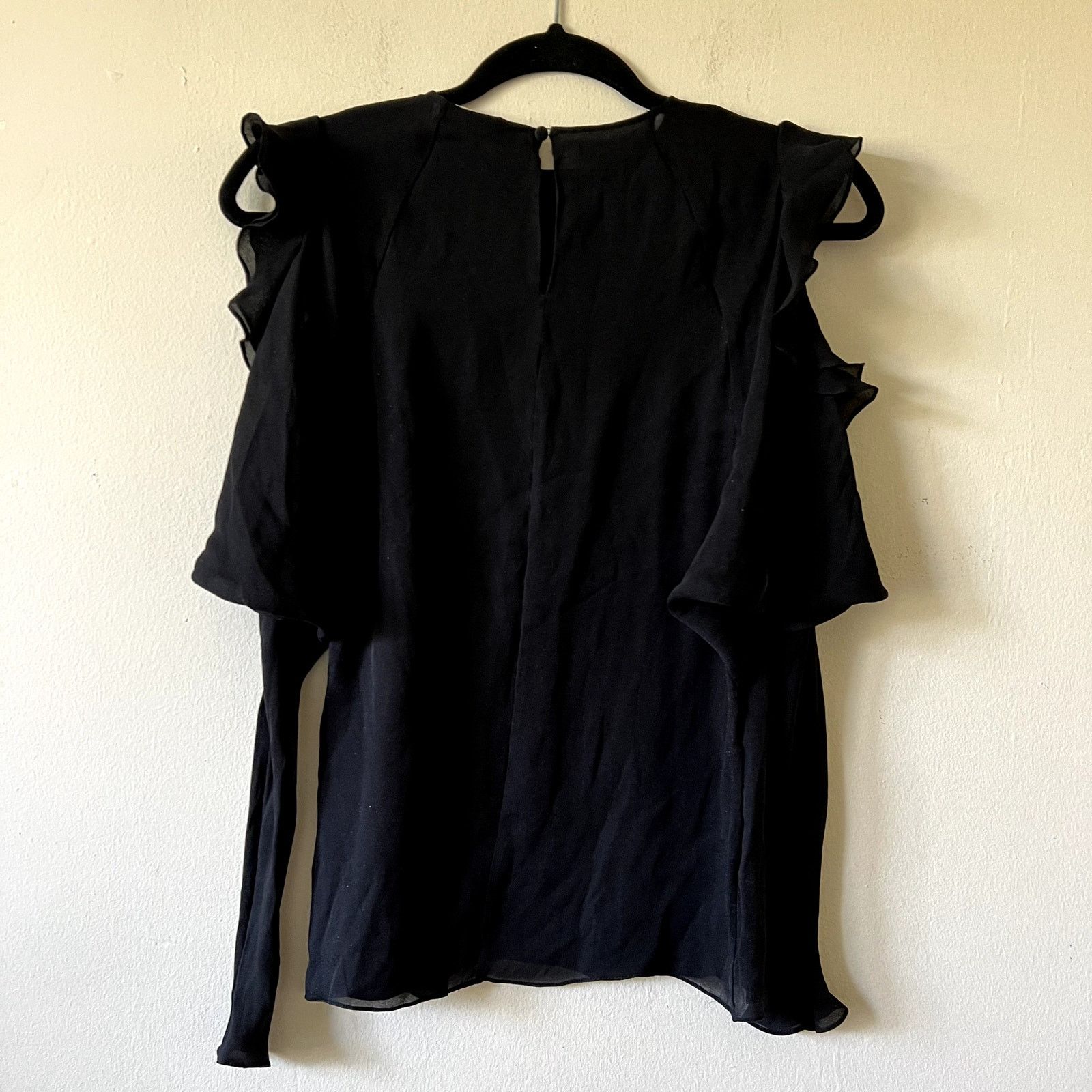 Chloe Chloe blouse black 100% silk cold shoulder size 34 XS C10 Size XS / US 0-2 / IT 36-38 - 3 Thumbnail