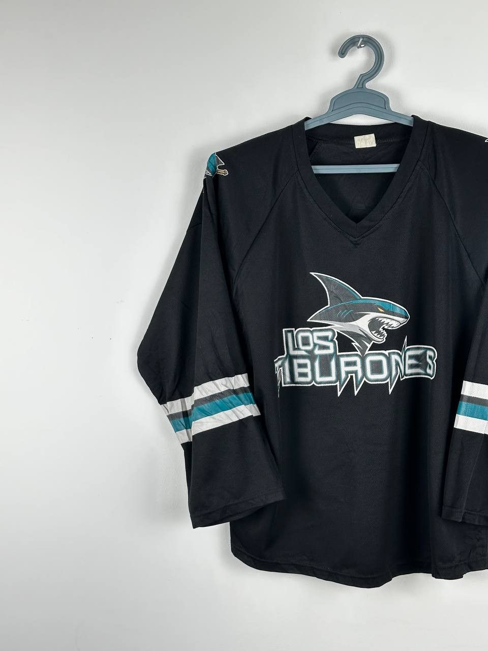 NHL × Vintage Vintage 90s San Jose Sharks Les Tiburones Hockey Jersey Size US M / EU 48-50 / 2 - 2 Thumbnail