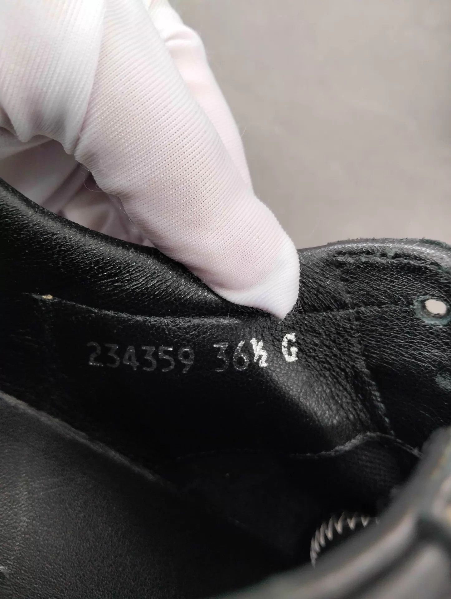Gucci GUCCI Web Leather Sneaker 36.5 98 New Size US 6 / IT 36 - 8 Thumbnail