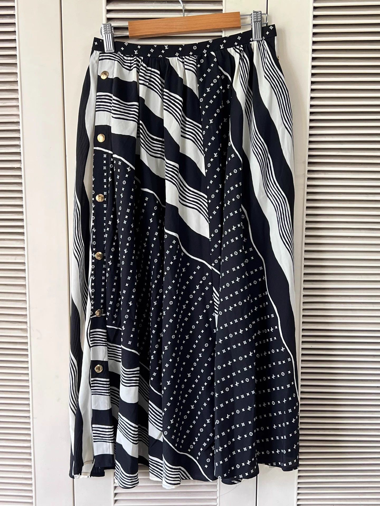 Louis Vuitton LV Nautical Silk Skirt Black White Logo Stripe 36 Near Mint Size 26" / US 2 / IT 38 - 1 Thumbnail