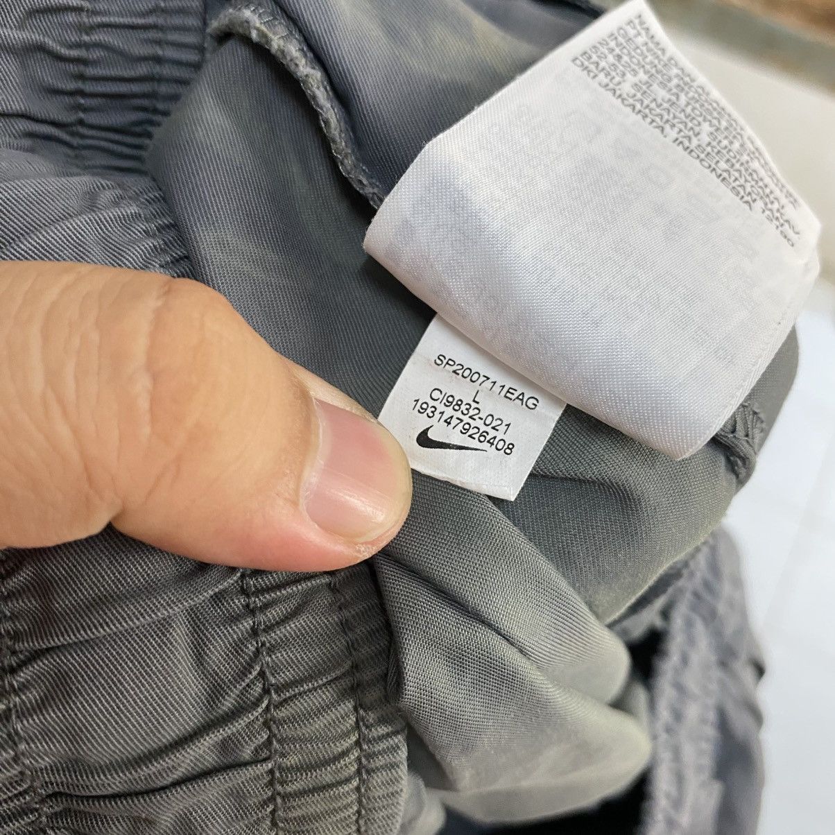 Nike DL Nike Gray faded Joggers Pants #C1275 Size US 28 / EU 44 - 20 Thumbnail