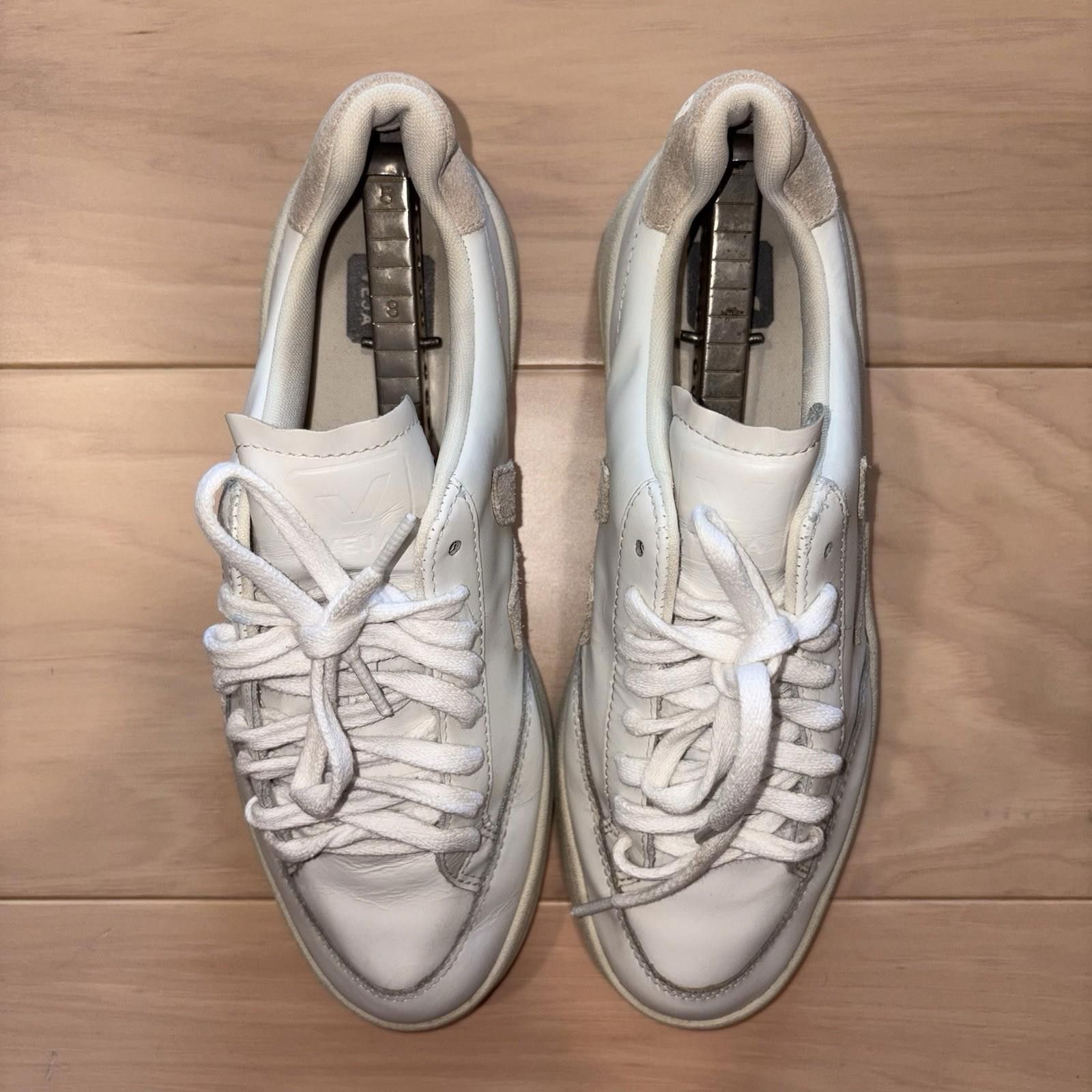 Veja Veja V-12 Women’s Size 9 White Sable Leather Sneakers Size US 9 / EU 42 - 4 Thumbnail