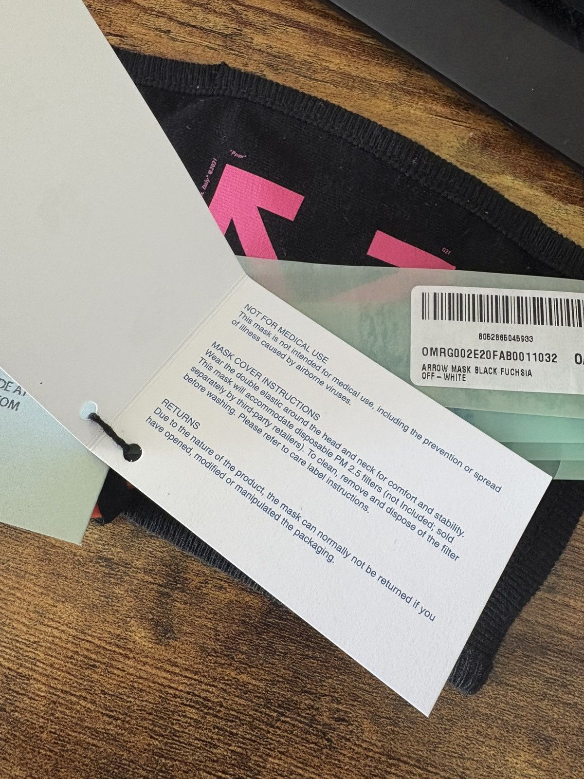 Off-White Off-White Arrow Face Mask Black Fuschia Size ONE SIZE - 4 Thumbnail