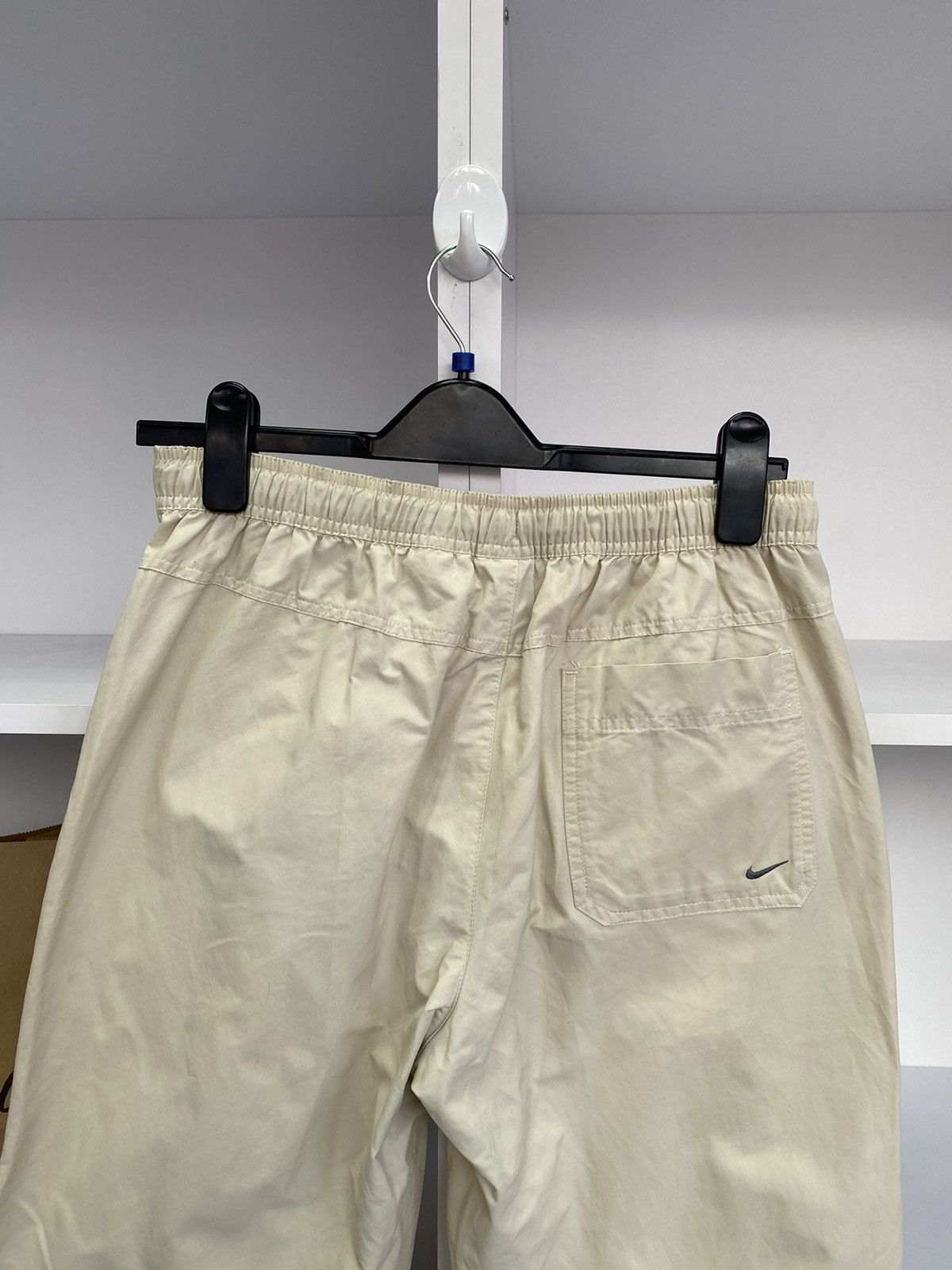 Nike × Vintage Nike Vintage Swoosh Beige Shorts Size US 34 / EU 50 - 14 Thumbnail