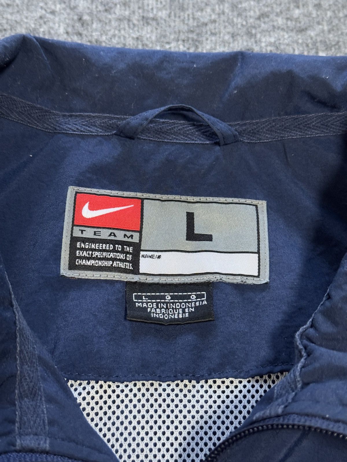 Nike Nike Track Jacket Football Nike Team Y2K Size US L / EU 52-54 / 3 - 3 Thumbnail