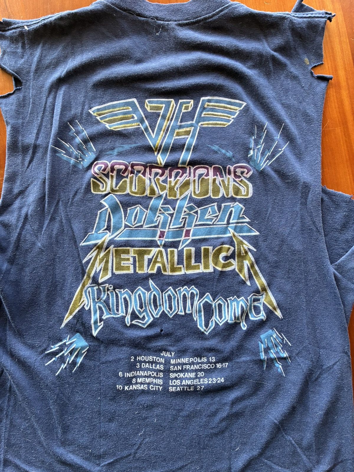 Vintage Vintage 1988 Monsters of Rock distressed tour shirt Size US M / EU 48-50 / 2 - 7 Thumbnail