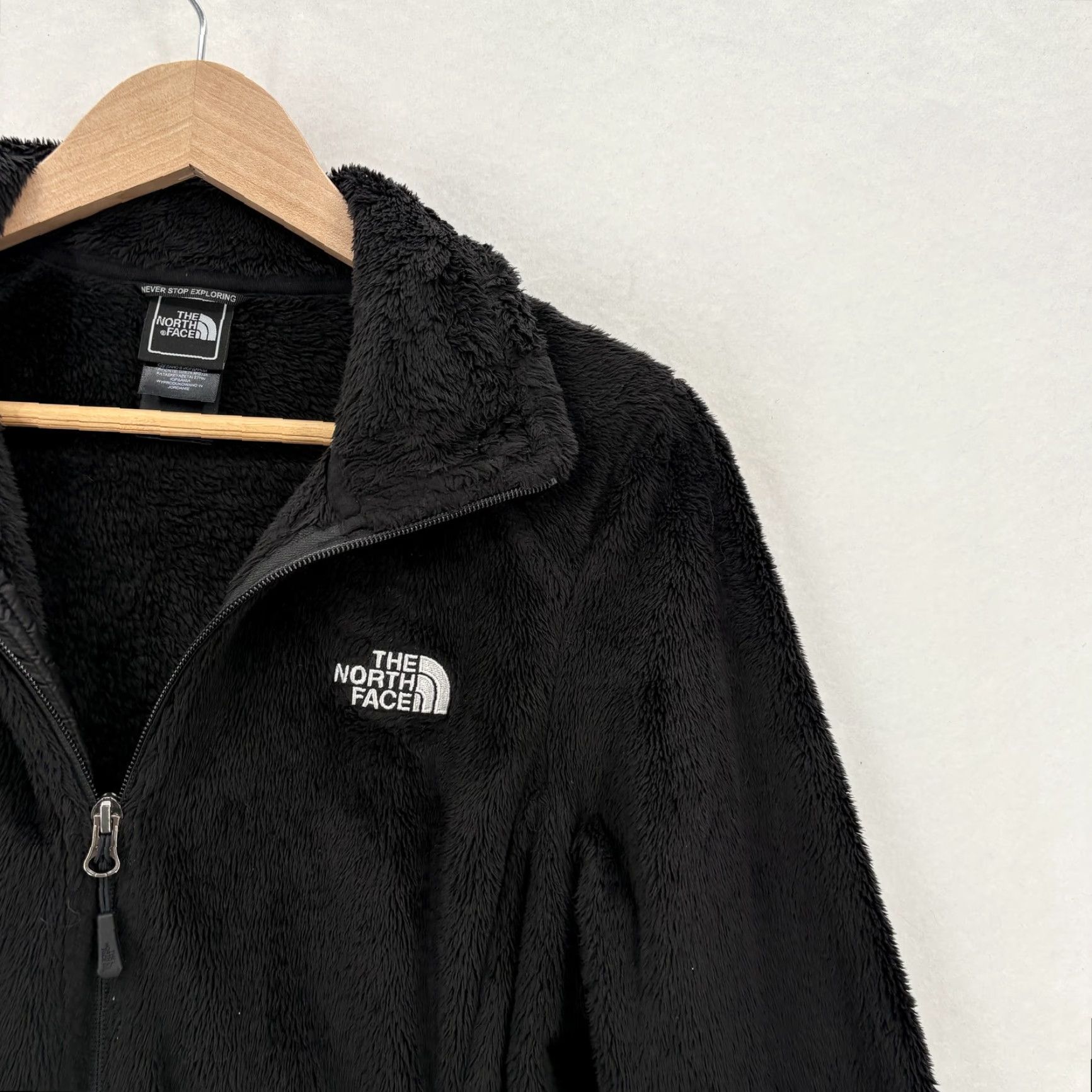 The North Face The North Face Osito 2 Fleece Jacket Womens Small Black Full Zip Hiking Outdoors Size S / US 4 / IT 40 - 2 Thumbnail