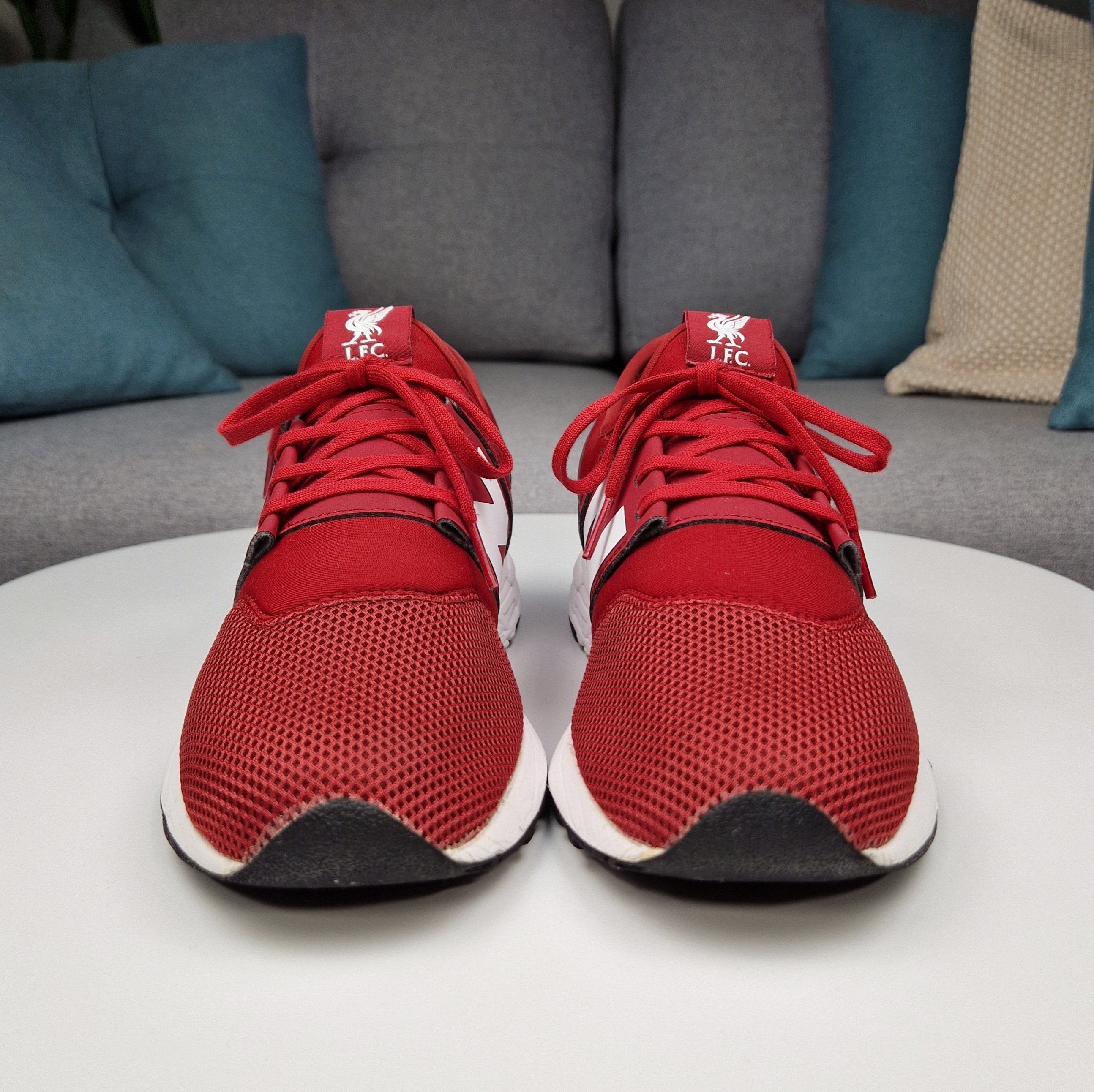 New Balance New Balance 247 Liverpool mens sneakers Champions League Size US 8 / EU 41 - 4 Thumbnail