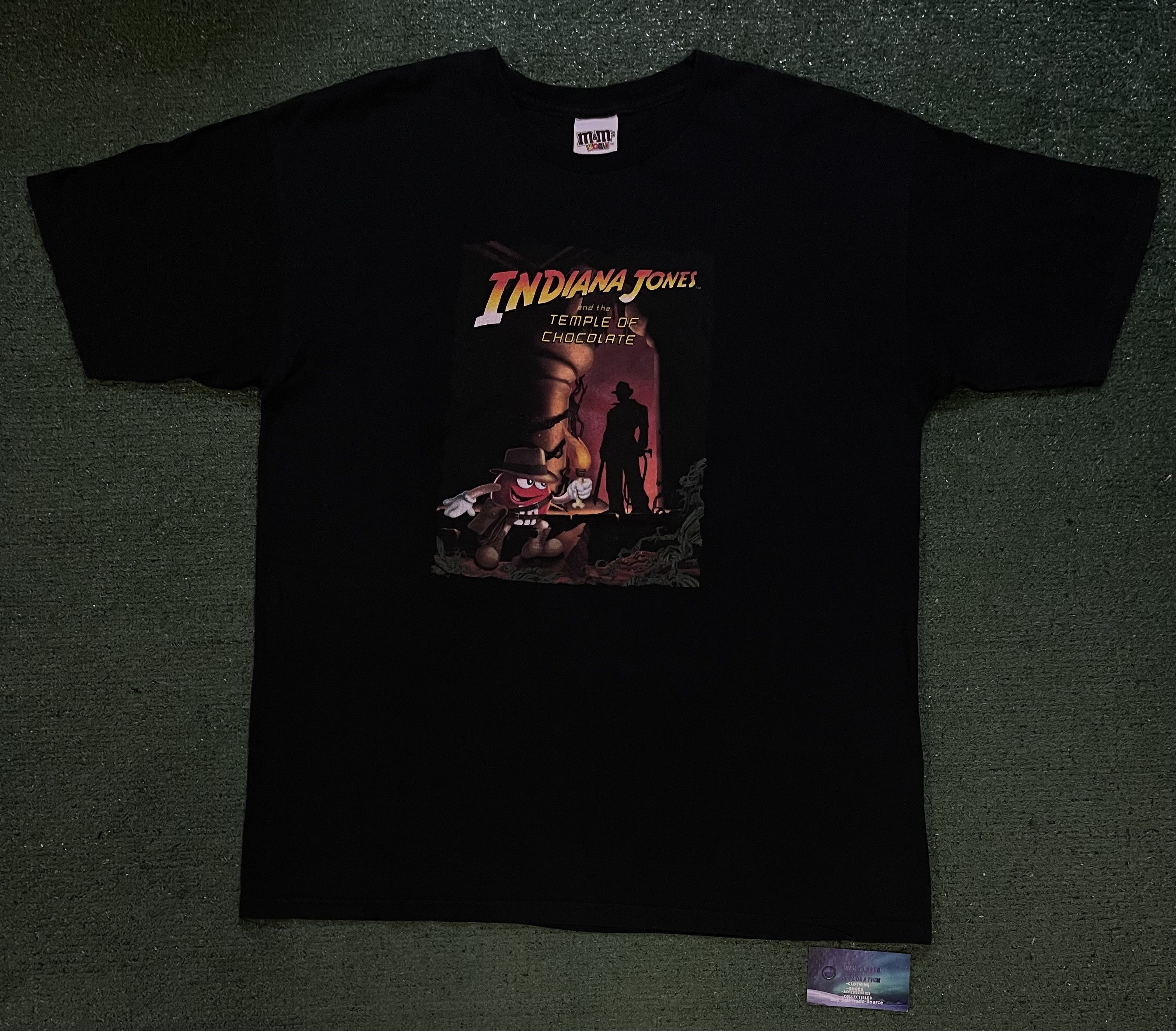 Disney Vintage Indiana Jones and the temple of chocolate tee Size US XL / EU 56 / 4 - 1 Thumbnail