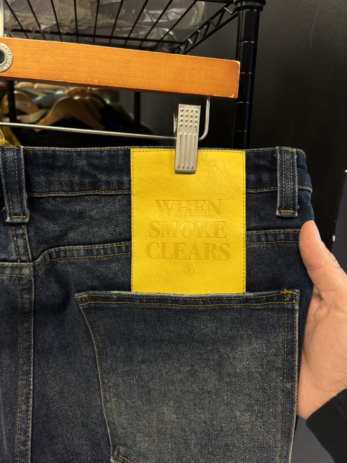 Whensmokeclears When smoke clear jean shorts applique pearl Size US 38 / EU 54 - 3 Thumbnail