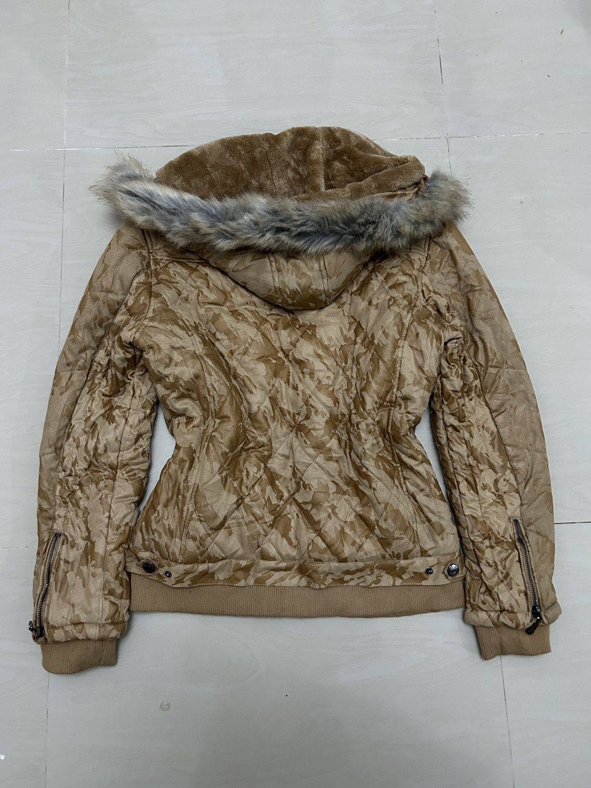 20471120 Rare🔥 Japanese 2000s In The Attic Fur Puffer Grunge Jacket Size US M / EU 48-50 / 2 - 7 Thumbnail