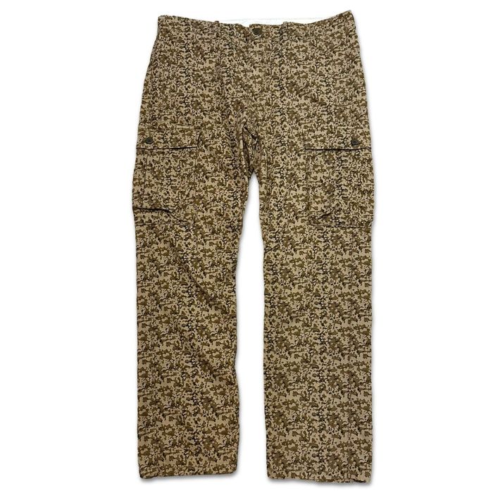 Levi's Levi's High Waist Cargo Pants Slim Fit Straight Leg Camo Grailed