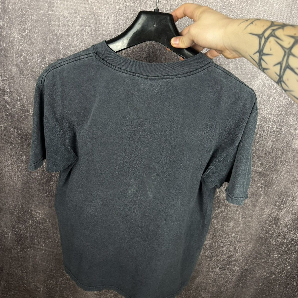 Band Tees Vintage 1997 Elvis Presley Hollywood art graphic t shirt tee Size US L / EU 52-54 / 3 - 7 Thumbnail