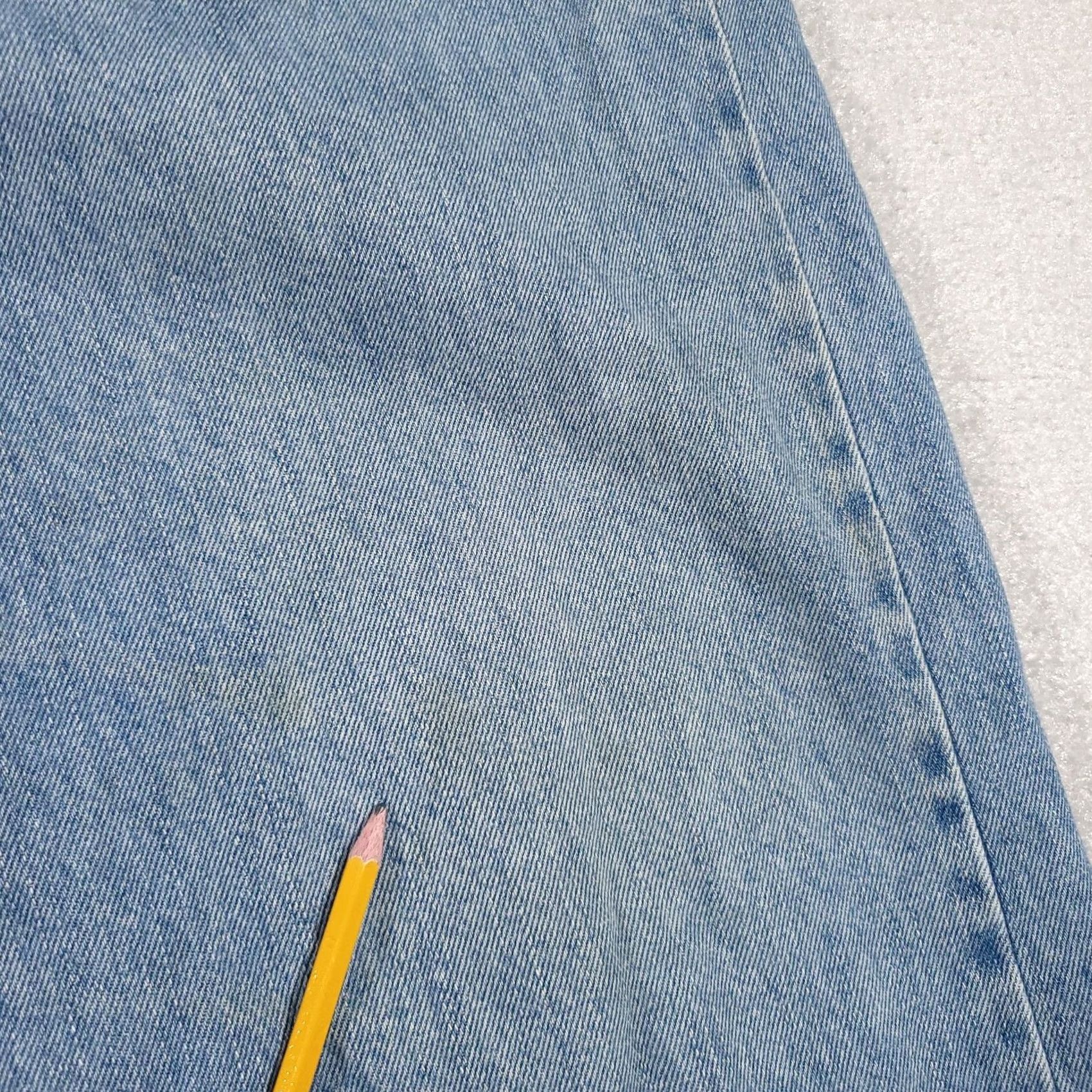 Levi's VINTAGE Levi's 505 Jeans Straight Men's 38x34 Grunge Blue Blue Jeans Regular Fit 5-Pocket Denim Belt Loops Zipper Button Straight Leg Casual Mens Size US 38 / EU 54 - 5 Thumbnail