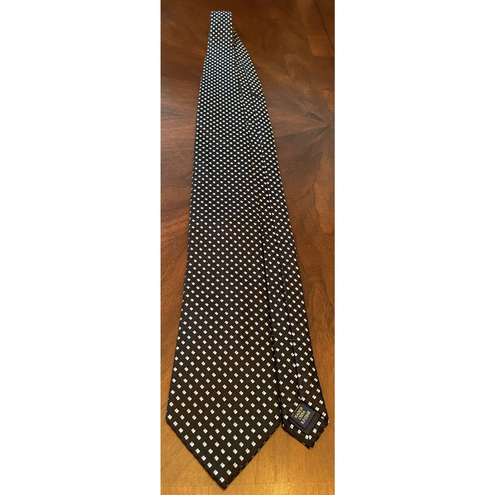 Jones New York Jones New York Black Blue 100% Silk Made In China Size ONE SIZE - 3 Thumbnail
