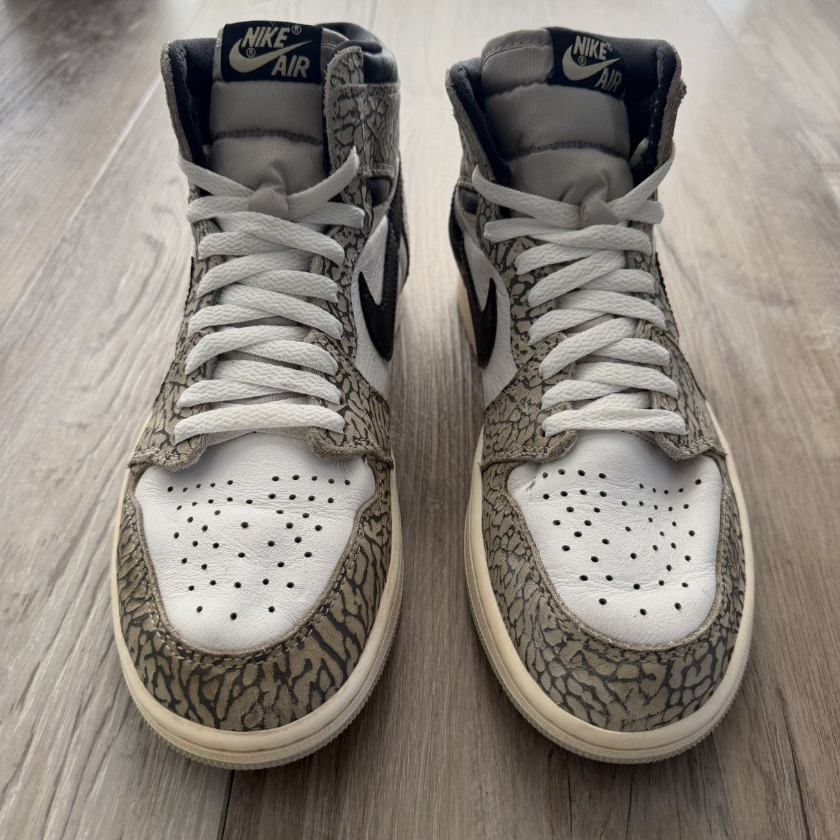 Jordan Brand NIKE • JORDAN 1 Retro "White Cement" (9M) Size US 9 / EU 42 - 9 Thumbnail