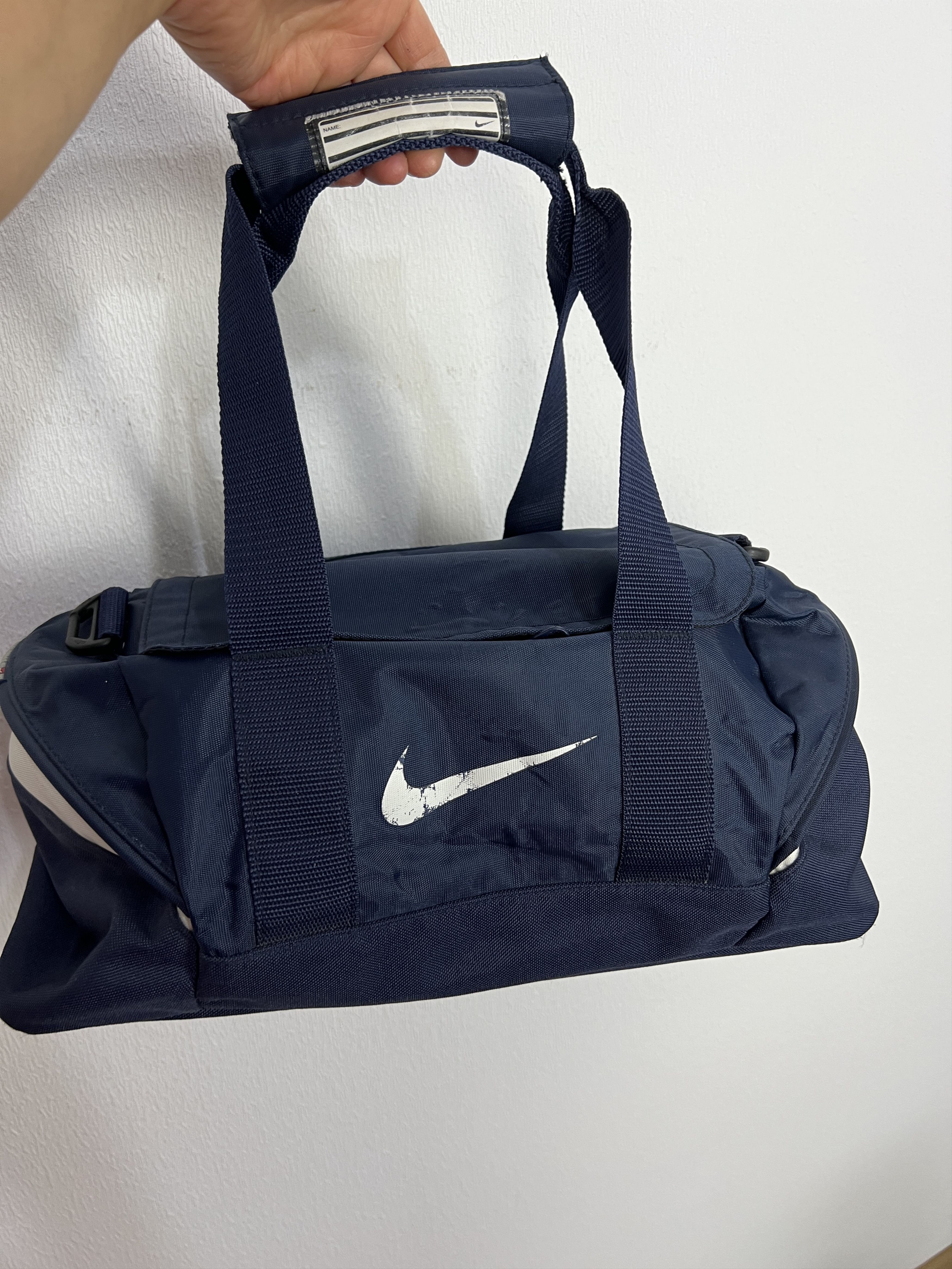 Nike Vintage Gym Catch Bag Duffle Bag Rare Hype Big Logo Swoosh Size ONE SIZE - 1 Thumbnail