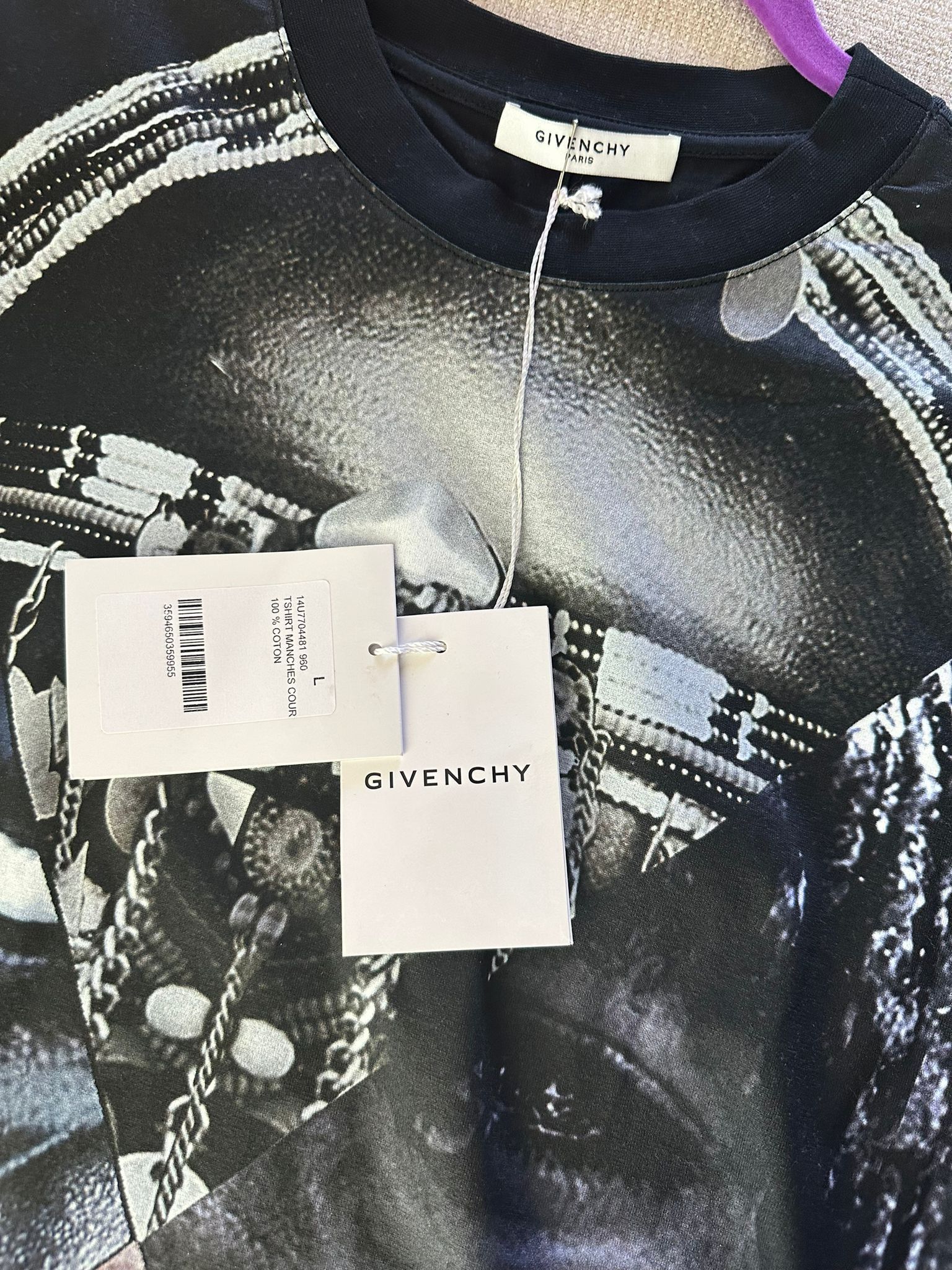 Givenchy AUTHENTIC RUNWAY Givenchy Tribal T-Shirt Size US L / EU 52-54 / 3 - 3 Thumbnail
