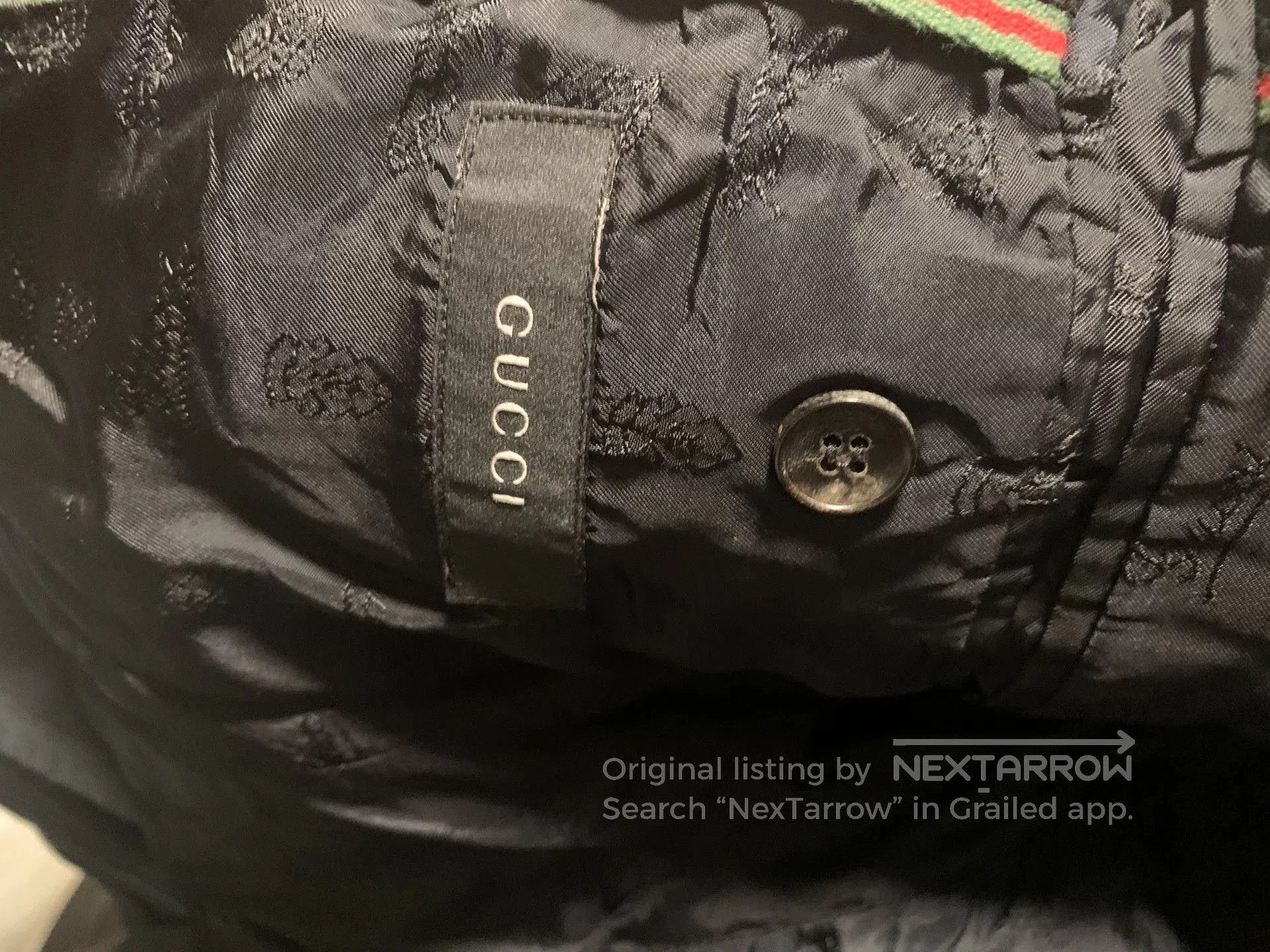 Gucci black fitted blazer size 46 by Gucci. Size US L / EU 52-54 / 3 - 5 Thumbnail