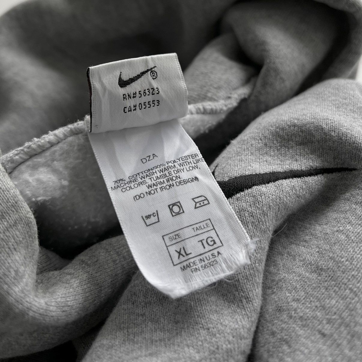 Nike VINTAGE90’s NIKE SWOOSH MADE IN USA🇺🇸 Size US XL / EU 56 / 4 - 7 Thumbnail